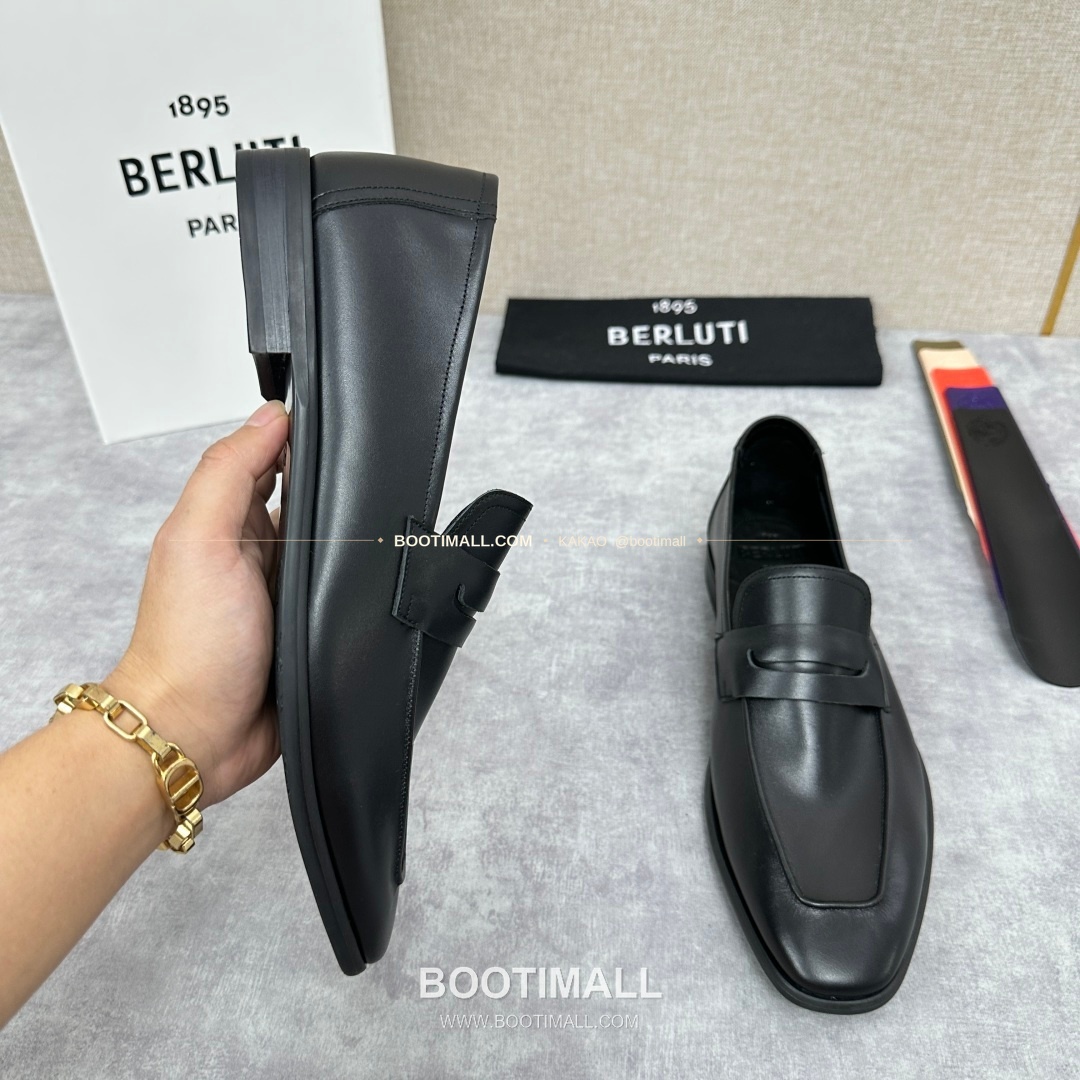 벨루티 로렌조 송아지가죽 스크리토 로퍼 Berluti Lorenzo Calfskin Scritto Loafers 4
