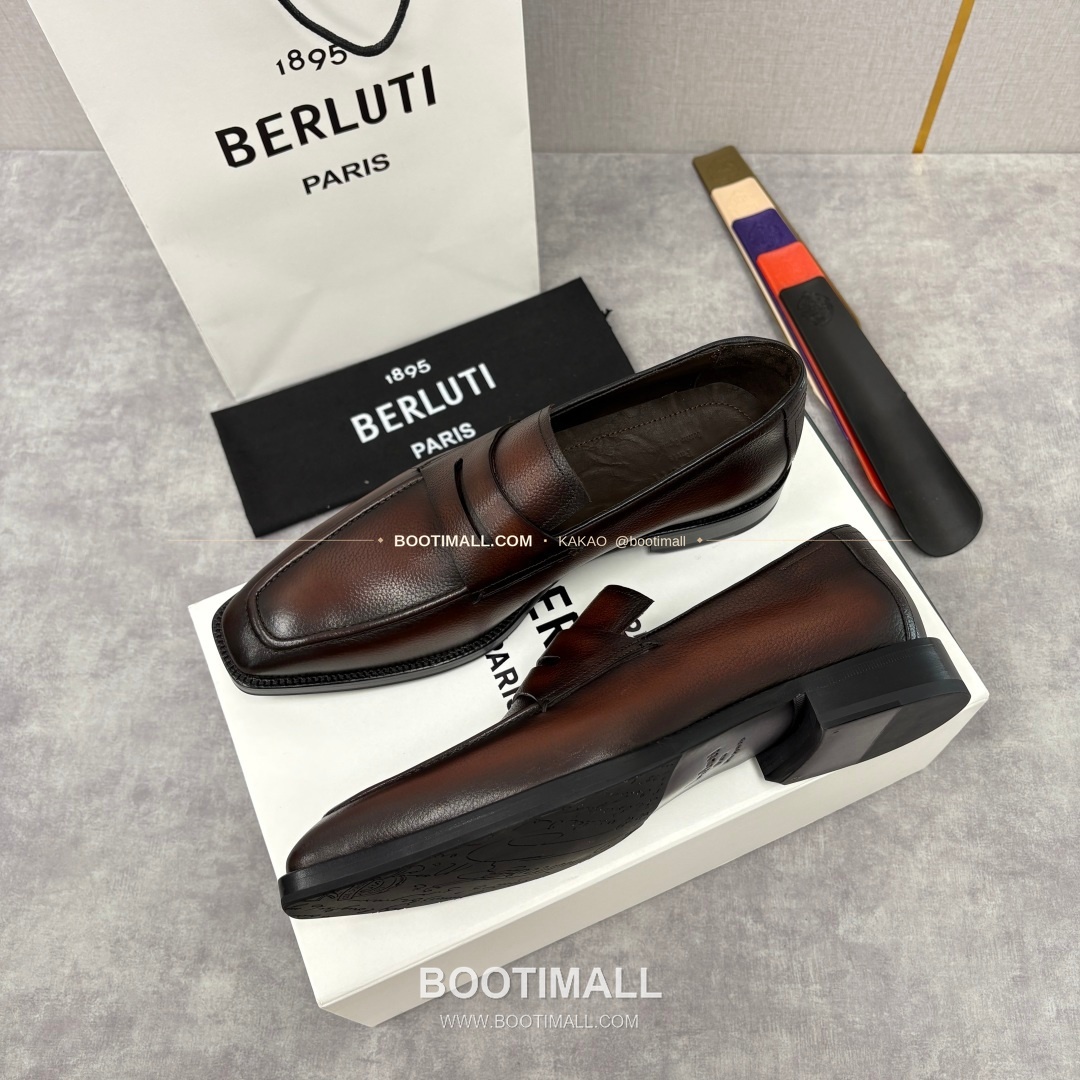 벨루티 핸드컬러 송아지가죽 페니 스트랩 로퍼 Berluti Hand-Colored Calfskin Penny Strap Loafers 2