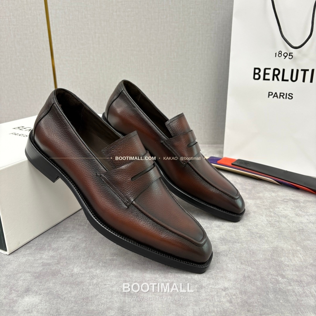 벨루티 핸드컬러 송아지가죽 페니 스트랩 로퍼 Berluti Hand-Colored Calfskin Penny Strap Loafers 3