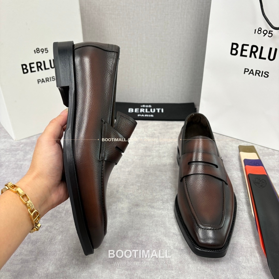 벨루티 핸드컬러 송아지가죽 페니 스트랩 로퍼 Berluti Hand-Colored Calfskin Penny Strap Loafers 6