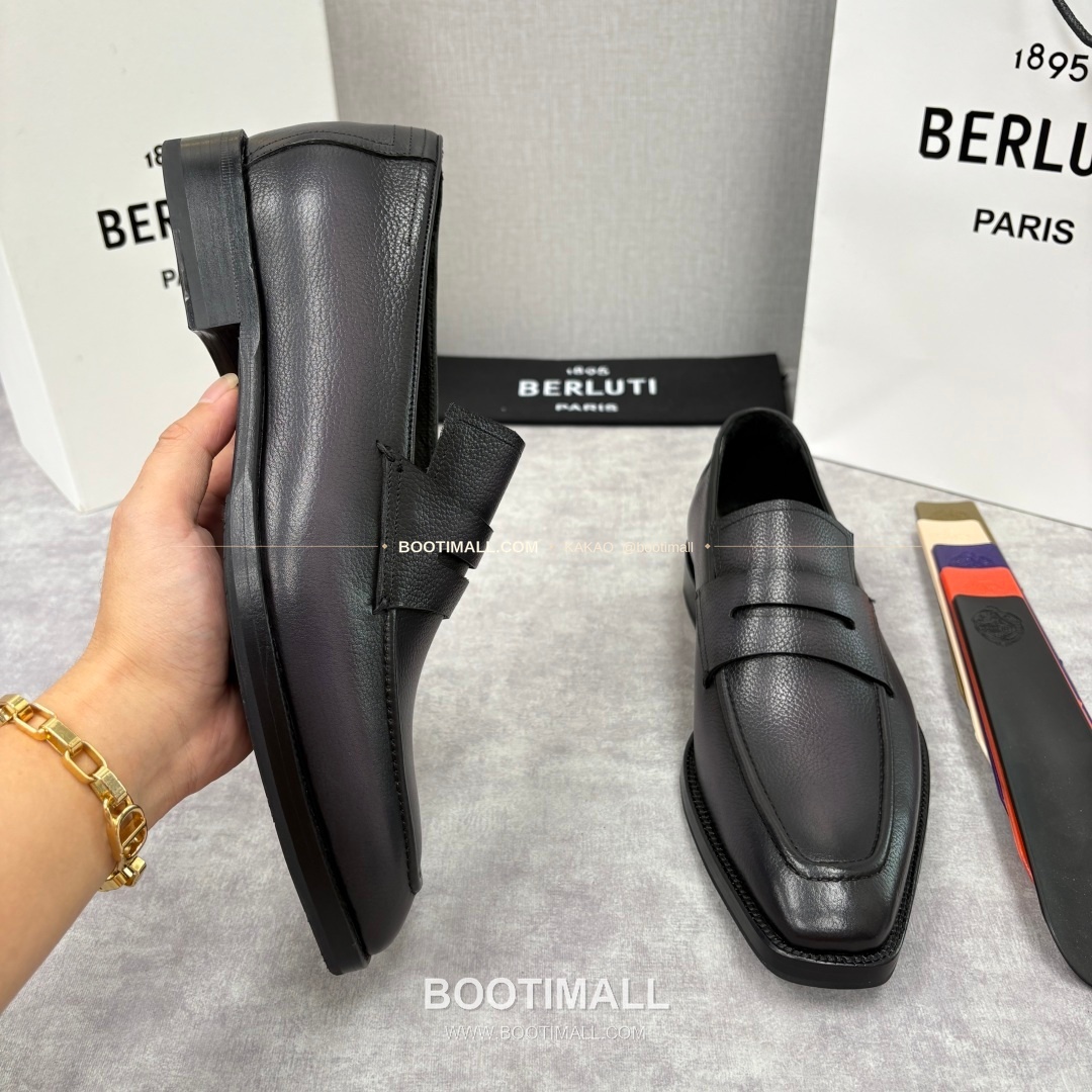 벨루티 핸드컬러 송아지가죽 페니 스트랩 로퍼 Berluti Hand-Colored Calfskin Penny Strap Loafers 6