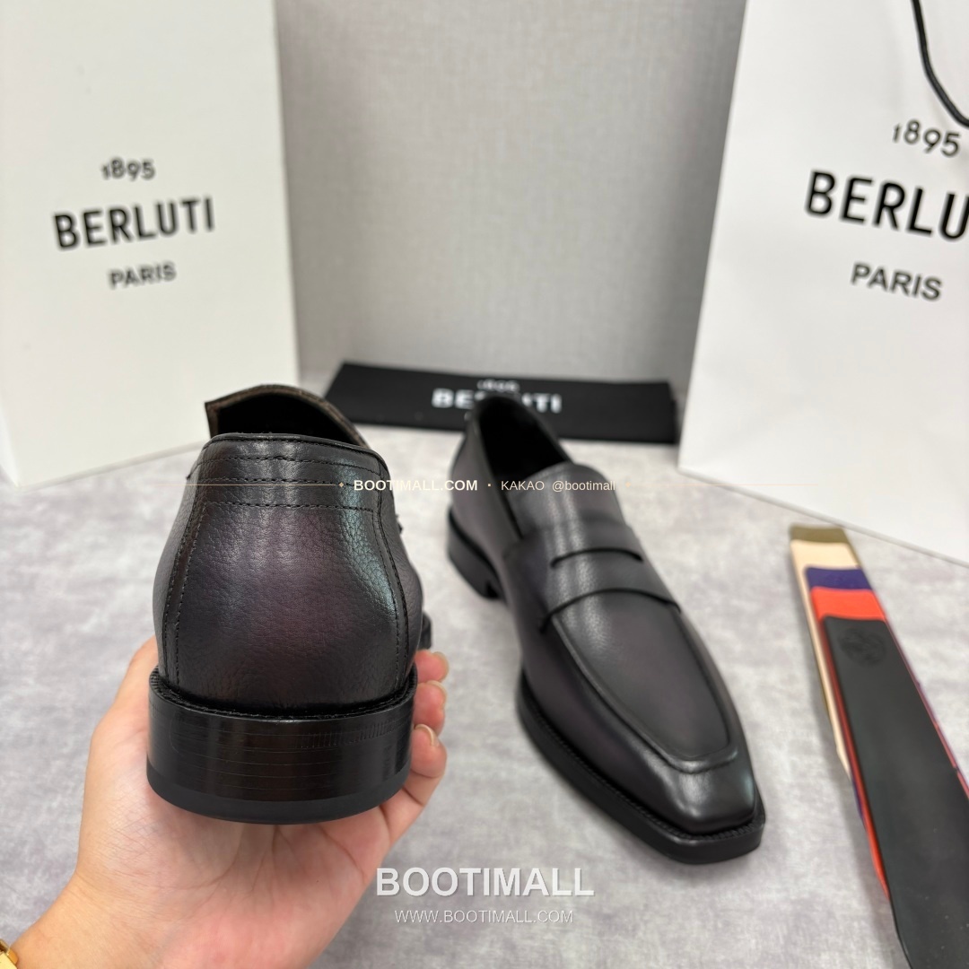 벨루티 핸드컬러 송아지가죽 페니 스트랩 로퍼 Berluti Hand-Colored Calfskin Penny Strap Loafers 8