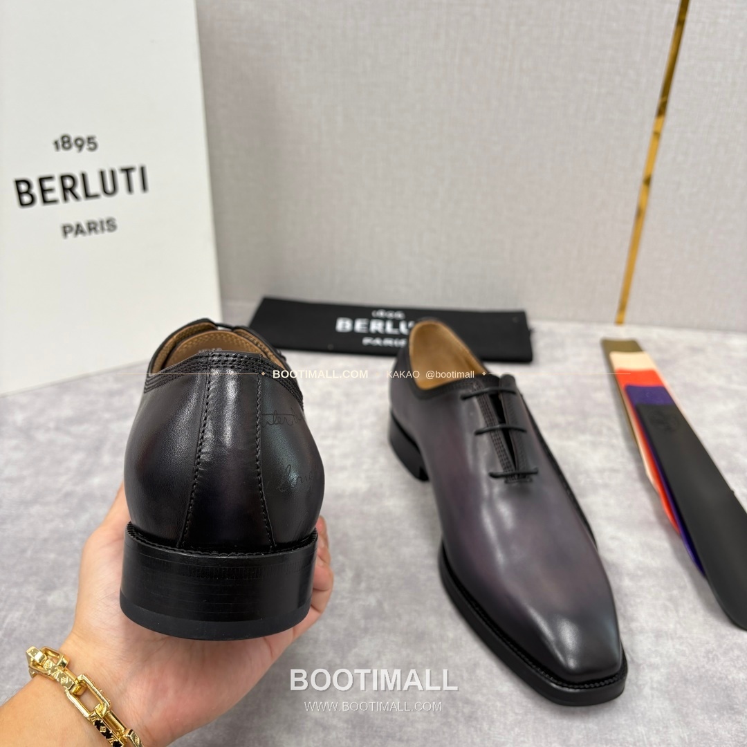 벨루티 핸드컬러 송아지가죽 레이스업 스퀘어토 구두 Berluti Hand-Colored Calfskin Lace-Up Square Toe Shoes 8