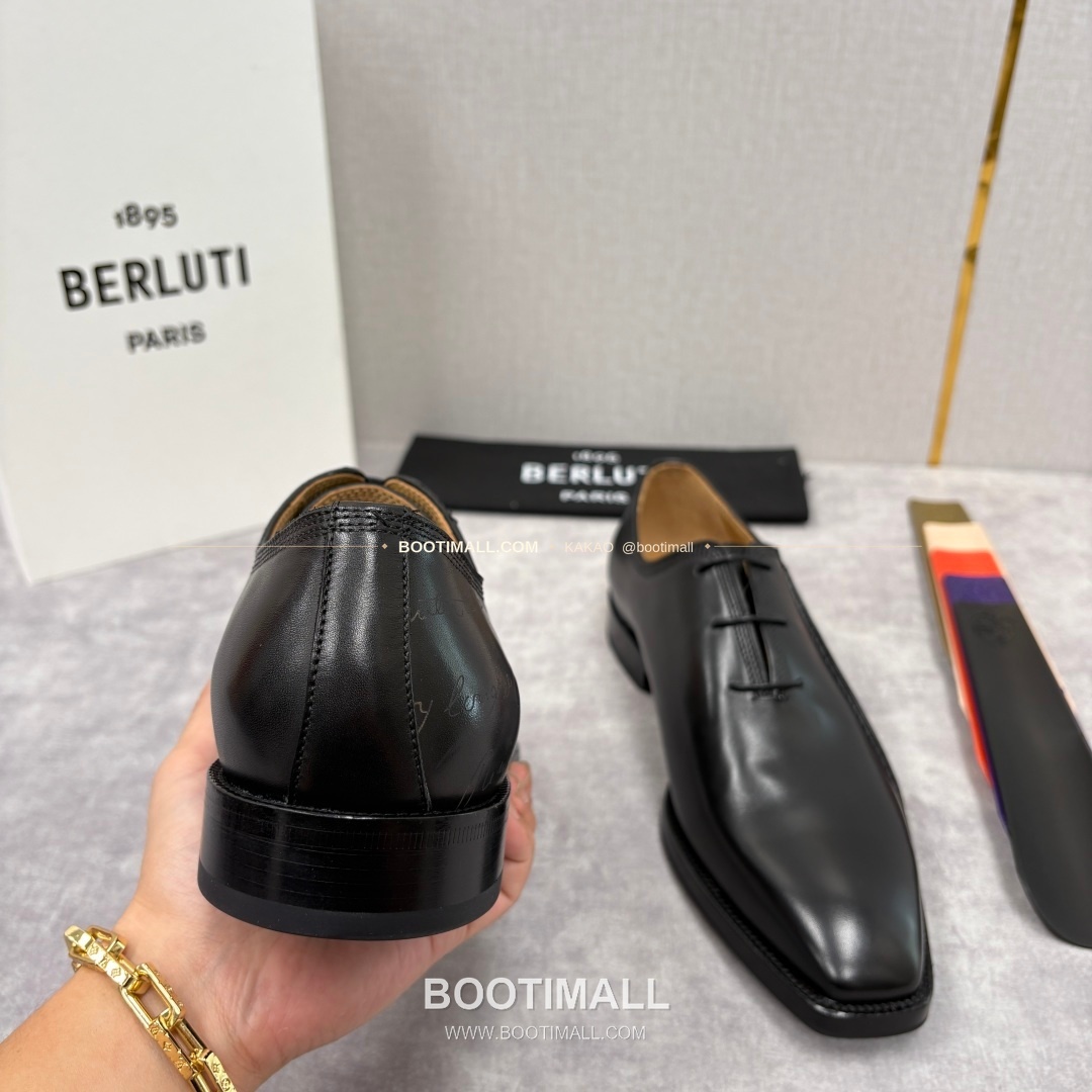 벨루티 핸드컬러 송아지가죽 레이스업 스퀘어토 구두 Berluti Hand-Colored Calfskin Lace-Up Square Toe Shoes 8