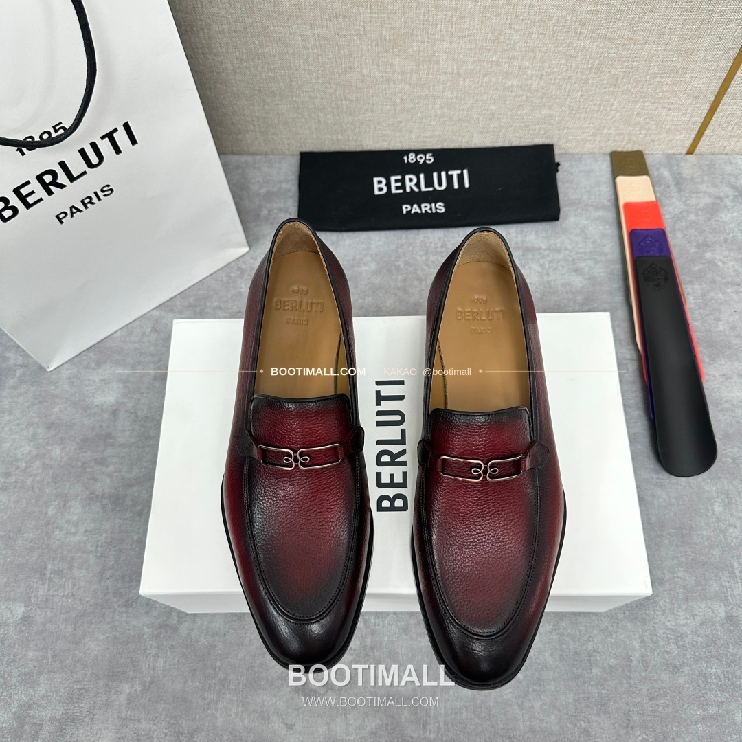 벨루티 앤디 염소가죽 핸드컬러 메탈버클 로퍼 Berluti Andy Goatskin Hand-Colored Metal Buckle Loafers 1