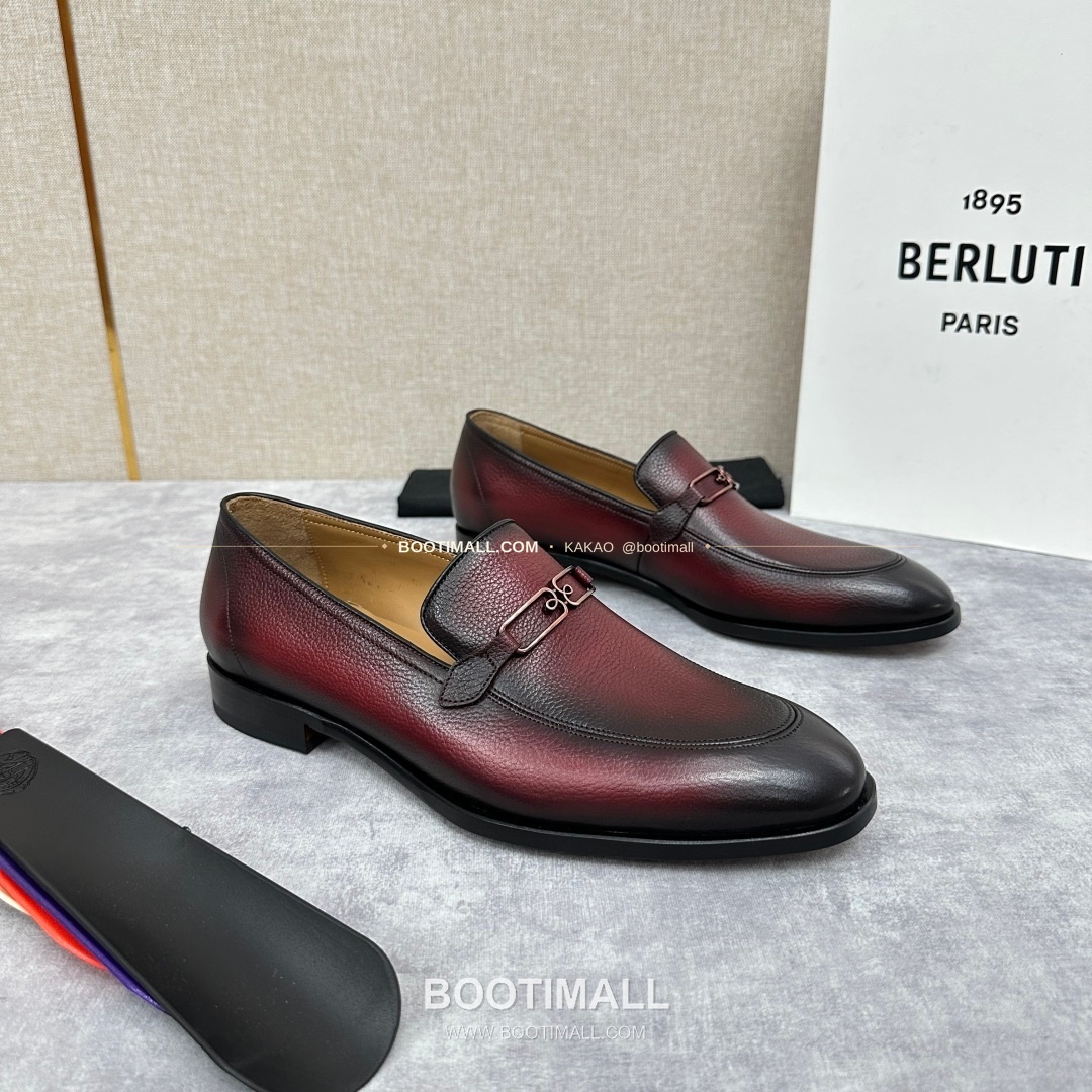 벨루티 앤디 염소가죽 핸드컬러 메탈버클 로퍼 Berluti Andy Goatskin Hand-Colored Metal Buckle Loafers 2