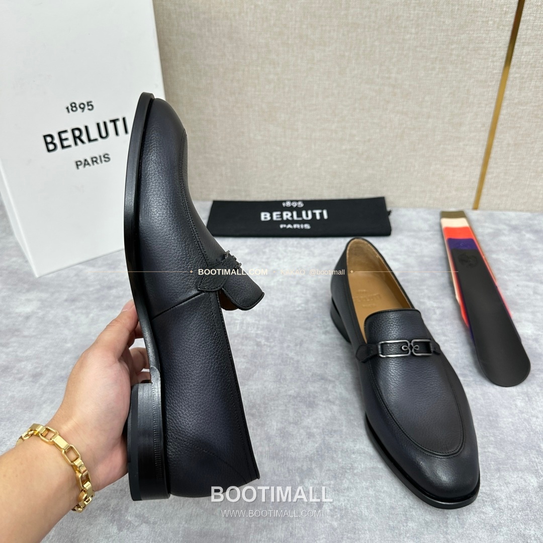벨루티 앤디 염소가죽 핸드컬러 메탈버클 로퍼 Berluti Andy Goatskin Hand-Colored Metal Buckle Loafers 6