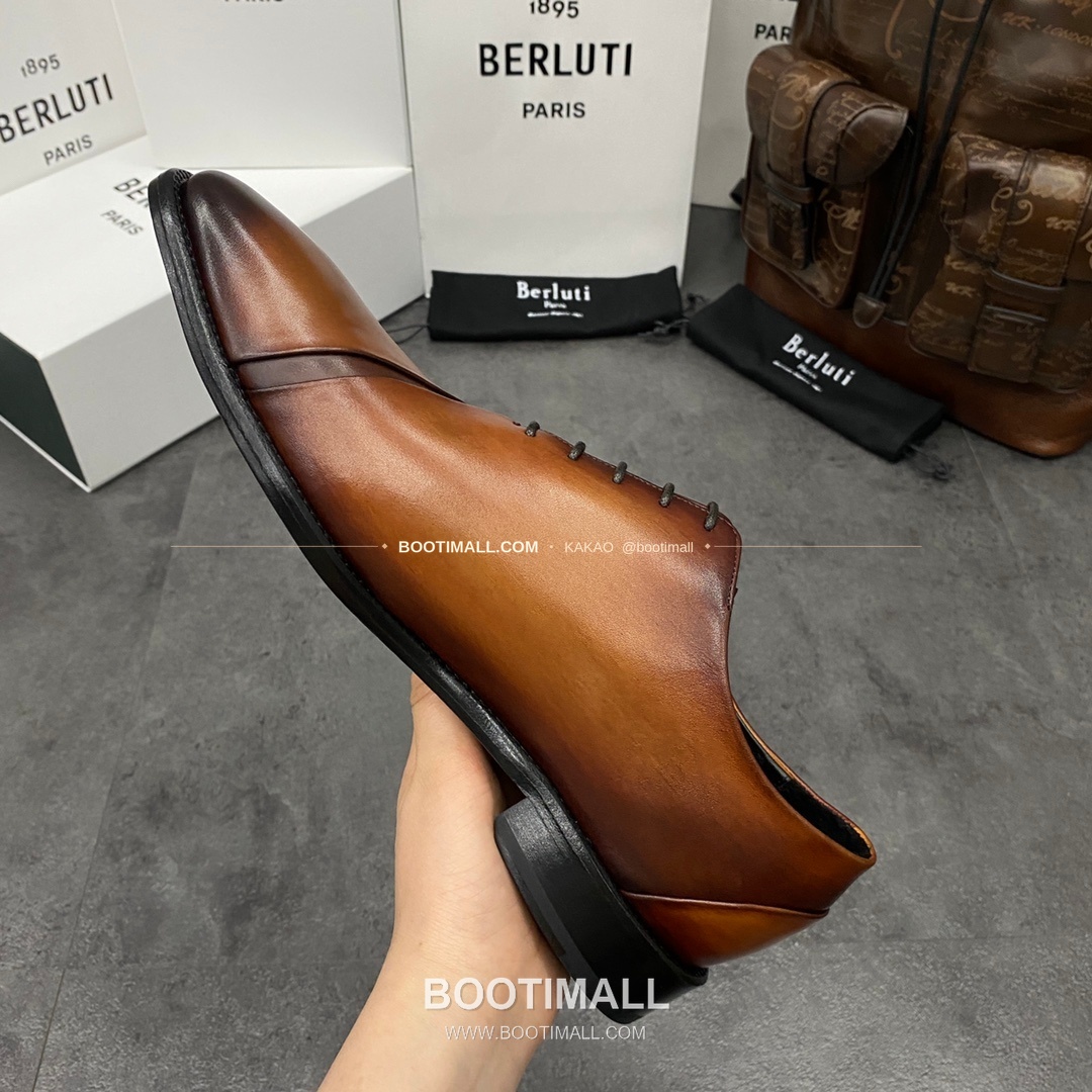 벨루티 핸드컬러 송아지가죽 굿이어웰트 레이스업 옥스퍼드 Berluti Hand-Colored Calfskin Goodyear Welt Lace-Up Oxford Shoes 8
