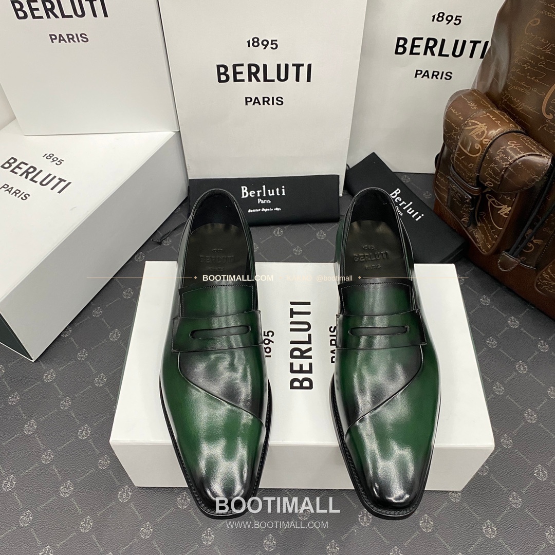 벨루티 앤디 드레이프 송아지가죽 핸드컬러 로퍼 Berluti Andy Drape Calfskin Hand-Colored Loafers 10