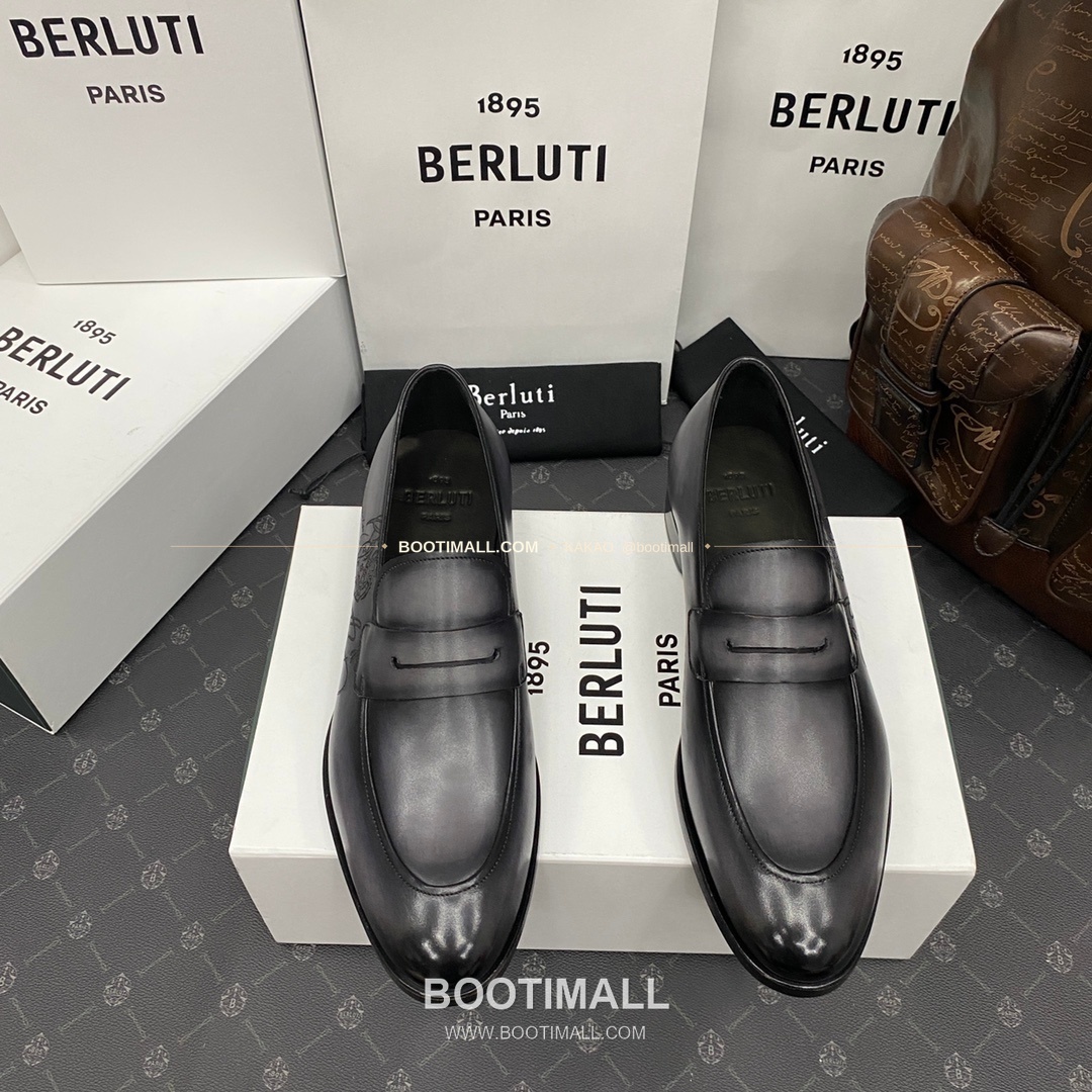 벨루티 앤디 송아지가죽 스크리토 핸드컬러 로퍼 Berluti Andy Calfskin Scritto Hand-Colored Loafers 1
