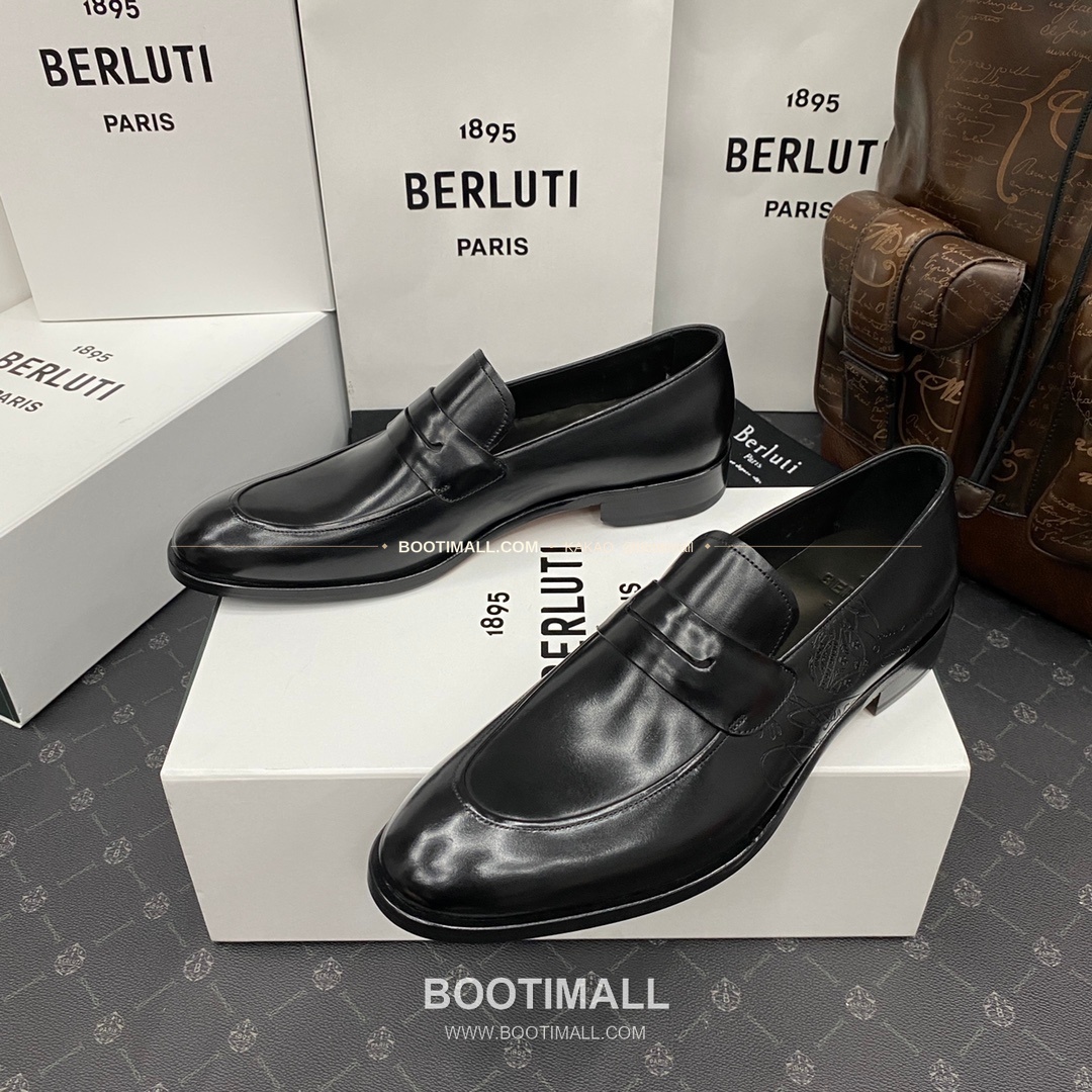 벨루티 앤디 송아지가죽 스크리토 핸드컬러 로퍼 Berluti Andy Calfskin Scritto Hand-Colored Loafers 2