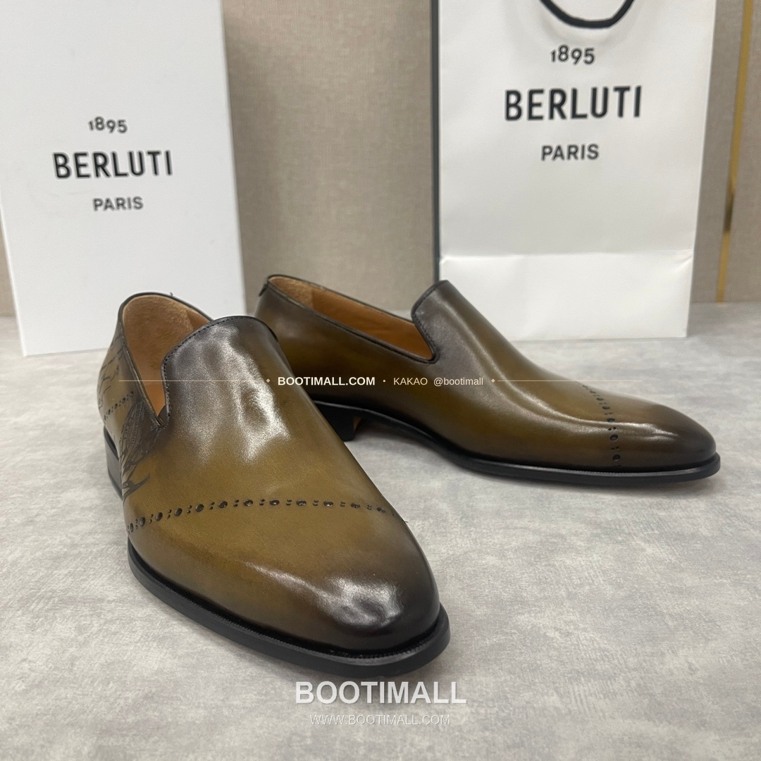 벨루티 앤디 송아지가죽 스크리토 굿이어웰트 로퍼 Berluti Andy Calfskin Scritto Goodyear Welt Loafers 2