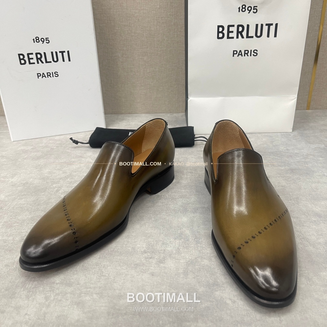 벨루티 앤디 송아지가죽 스크리토 굿이어웰트 로퍼 Berluti Andy Calfskin Scritto Goodyear Welt Loafers 3