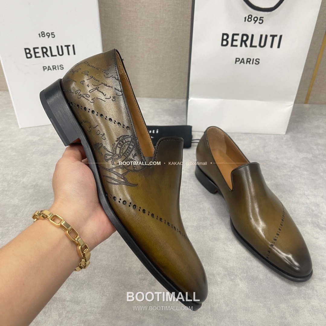 벨루티 앤디 송아지가죽 스크리토 굿이어웰트 로퍼 Berluti Andy Calfskin Scritto Goodyear Welt Loafers 5