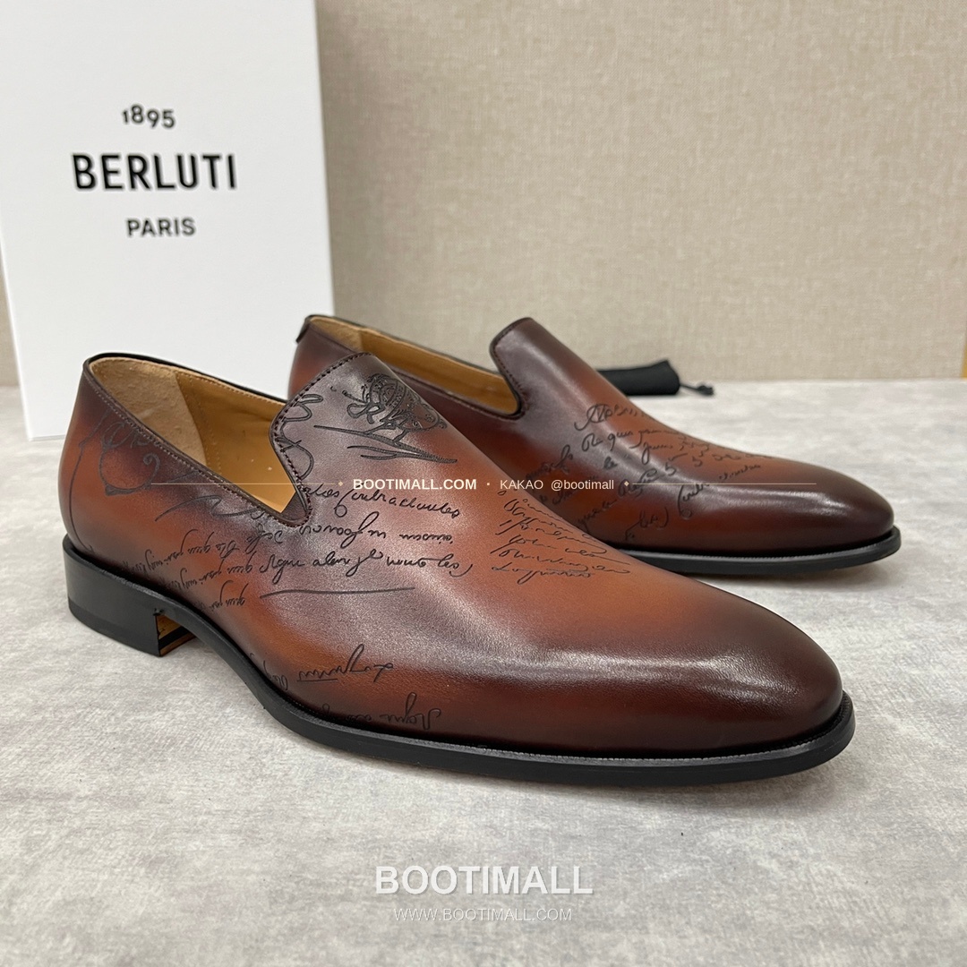 벨루티 앤디 송아지가죽 스크리토 핸드컬러 로퍼 Berluti Andy Calfskin Scritto Hand-Colored Loafers 3