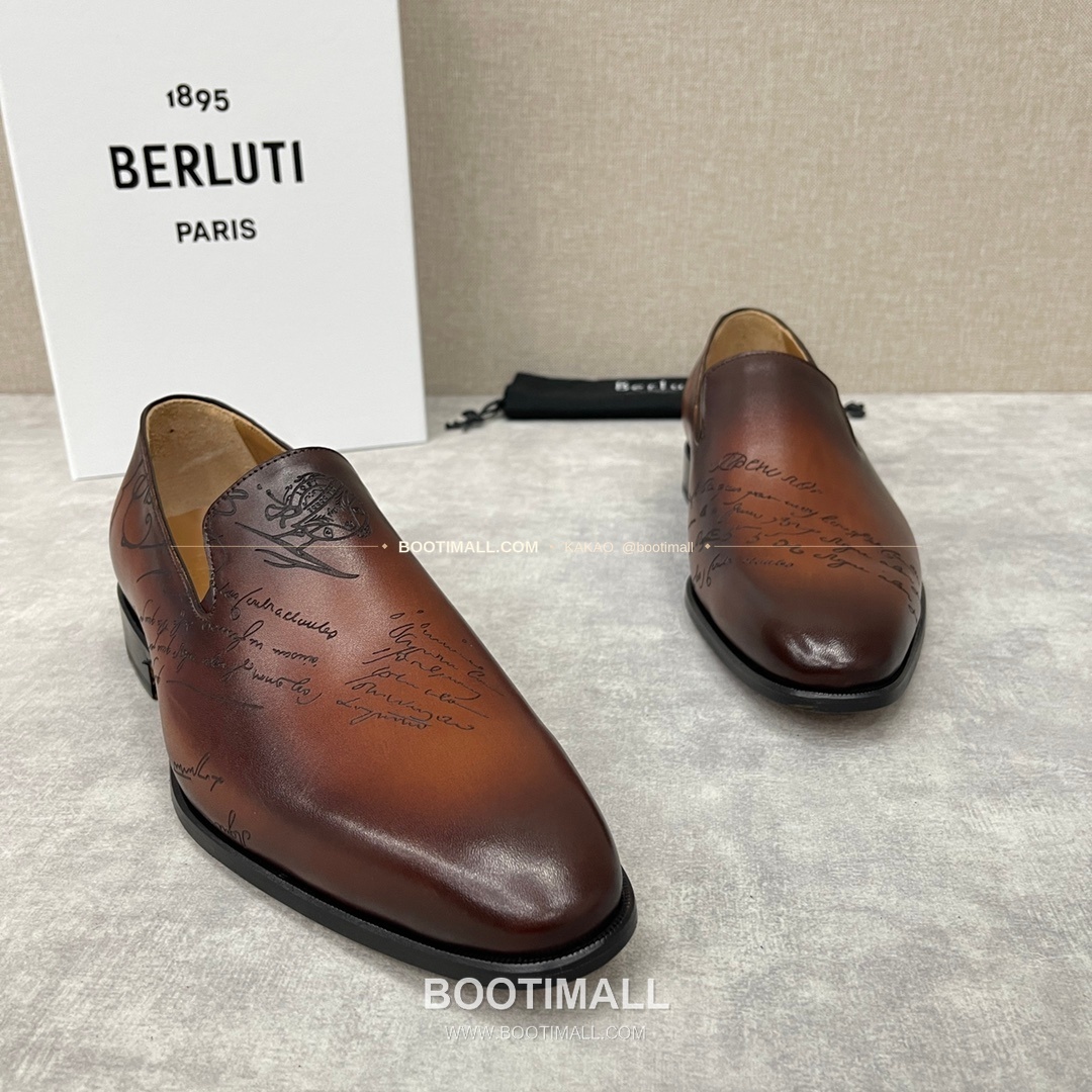 벨루티 앤디 송아지가죽 스크리토 핸드컬러 로퍼 Berluti Andy Calfskin Scritto Hand-Colored Loafers 4