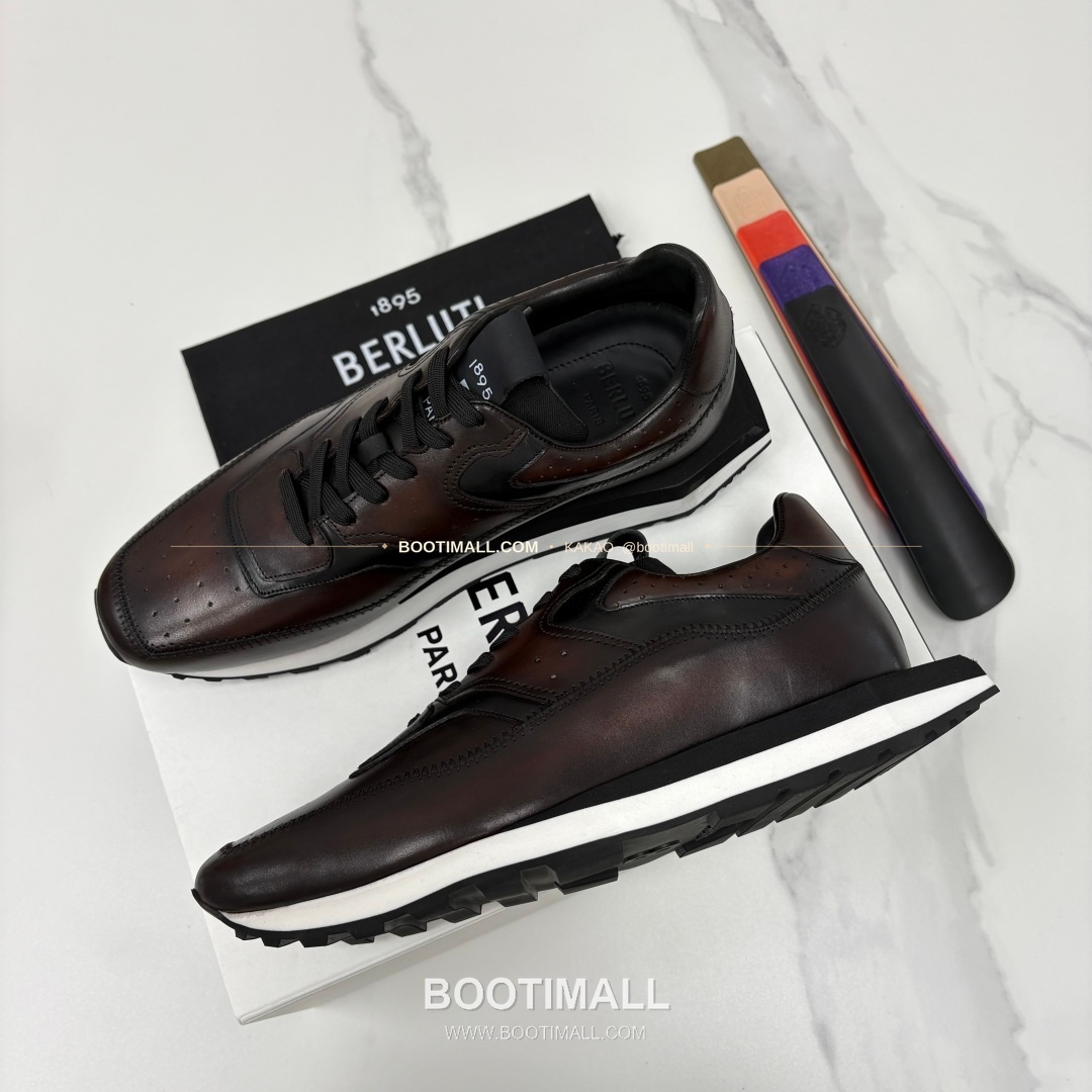 벨루티 플라이 송아지가죽 스크리토 패턴 볼드솔 스니커즈 Berluti Fly Calfskin Scritto Pattern Thick Sole Sneakers 3