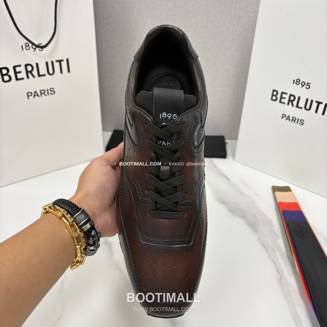 벨루티 플라이 송아지가죽 스크리토 패턴 볼드솔 스니커즈 Berluti Fly Calfskin Scritto Pattern Thick Sole Sneakers 5
