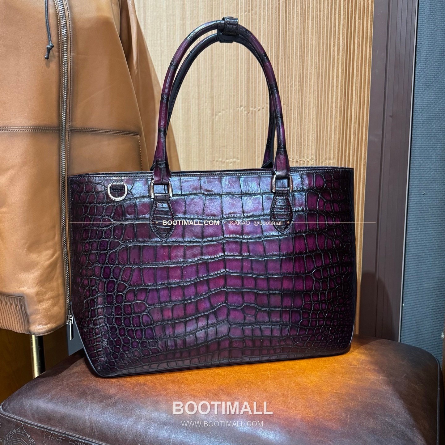 벨루티 캔버스 오픈탑 Toujours 숄더 토트백 Berluti Canvas Open-Top Toujours Shoulder Tote Bag 36cm 3