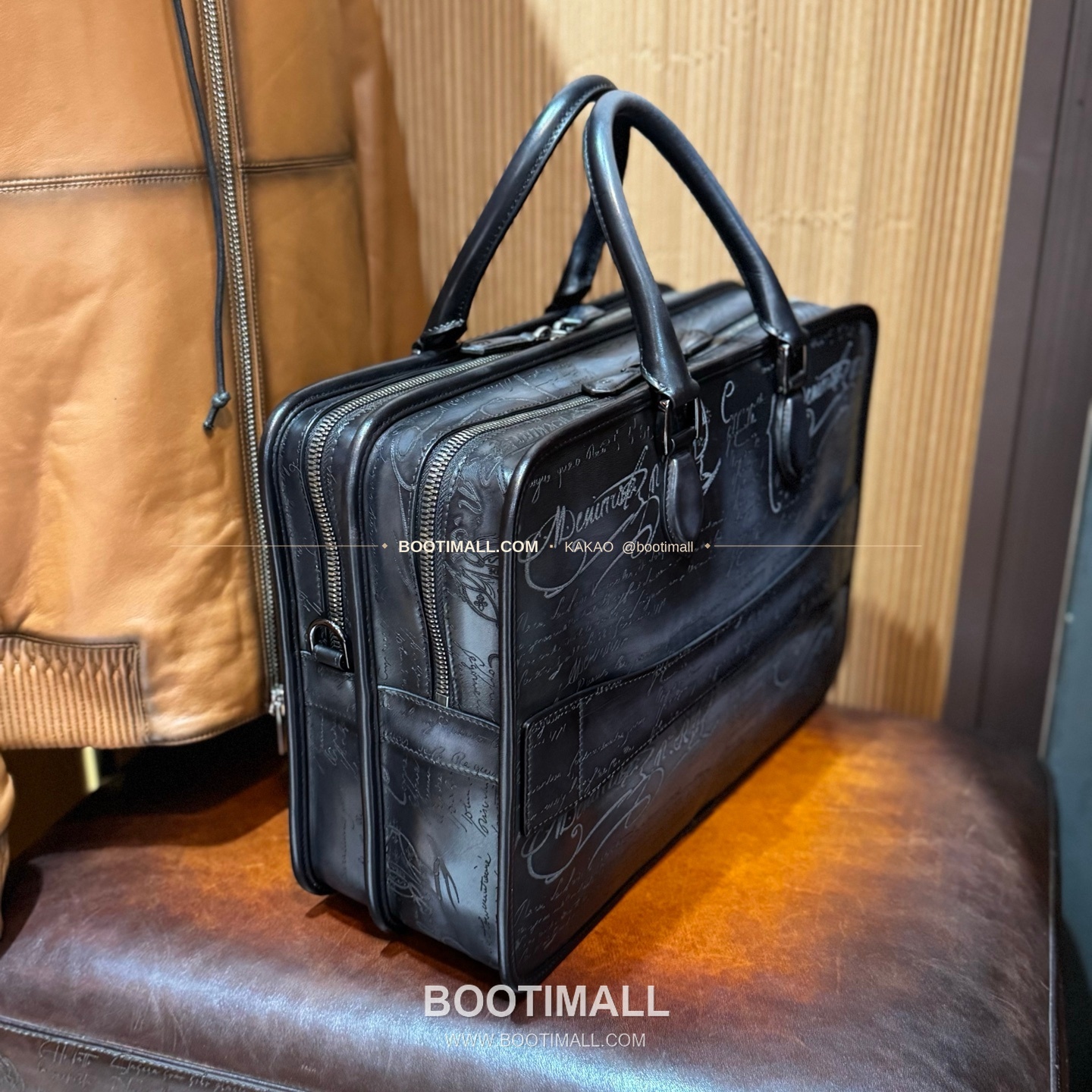 벨루티 베네치아 스크리토 더블컴파트먼트 Deux Jours 브리프케이스 Berluti Venezia Scritto Double Compartment Deux Jours Briefcase 2823060600 42cm 3