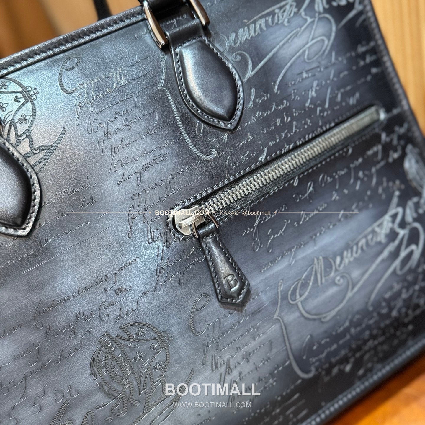 벨루티 베네치아 스크리토 더블컴파트먼트 Deux Jours 브리프케이스 Berluti Venezia Scritto Double Compartment Deux Jours Briefcase 2823060600 42cm 9