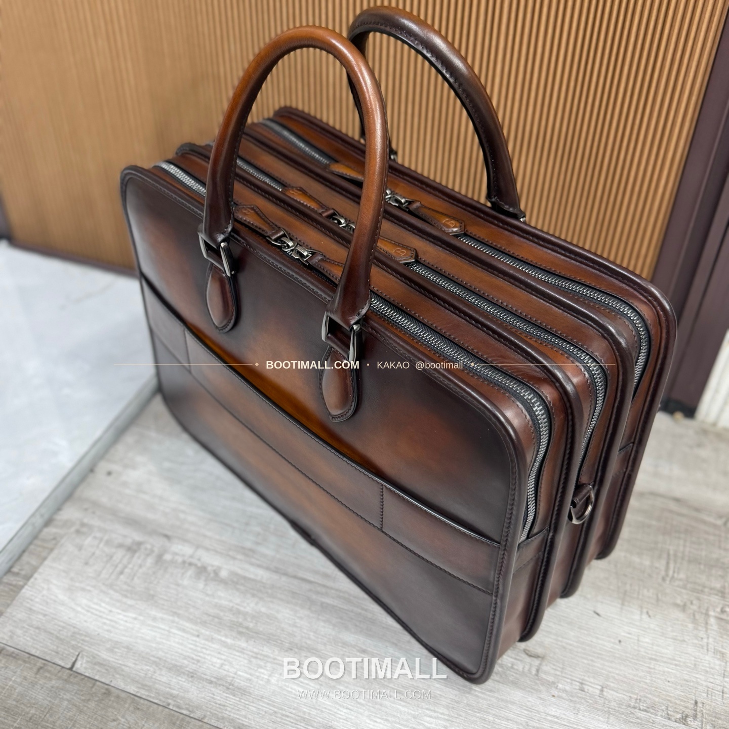 벨루티 베네치아 카프스킨 트리플컴파트먼트 브리프케이스 Berluti Venezia Calfskin Triple Compartment Briefcase 8048 41cm 4