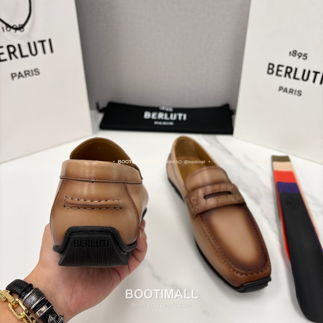 벨루티 스크리토 송아지가죽 수공염색 사투르닌 드라이빙 로퍼 Berluti Scritto Calfskin Hand Patina Saturnin Driving Loafers 8