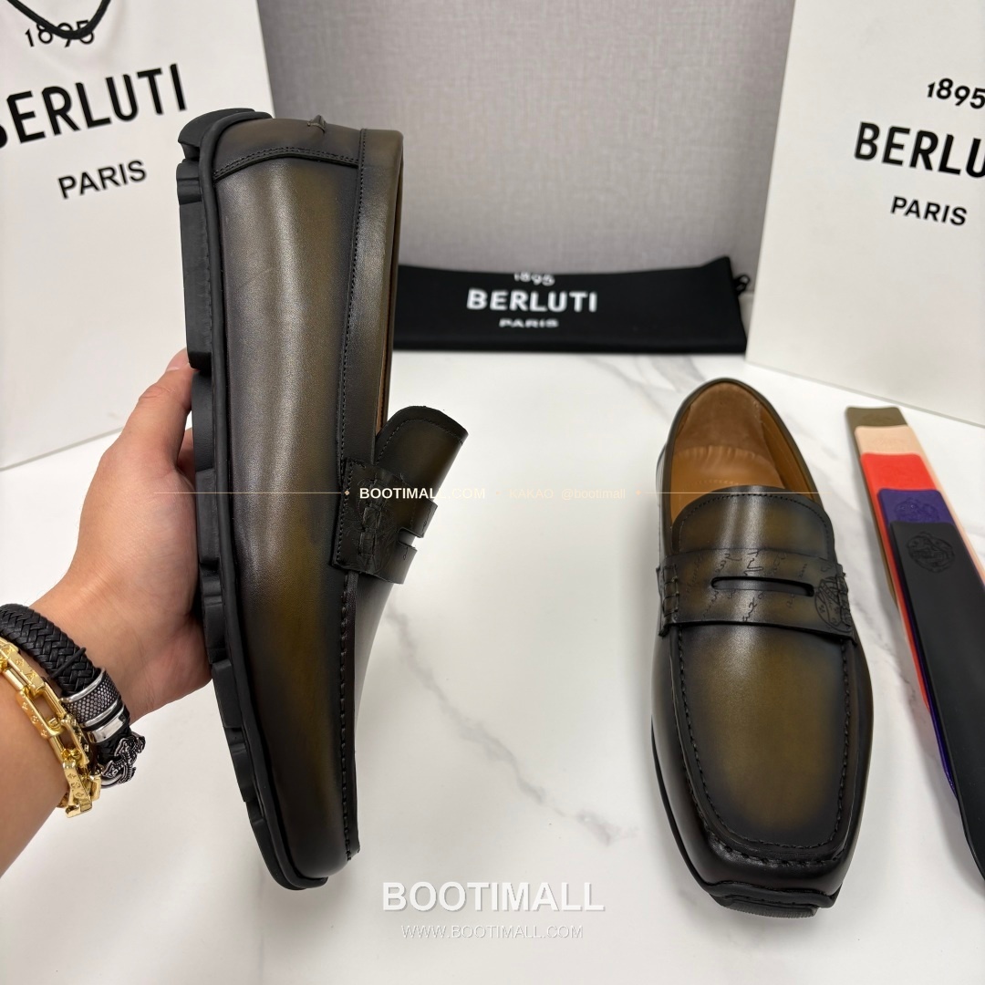 벨루티 스크리토 송아지가죽 수공염색 사투르닌 드라이빙 로퍼 Berluti Scritto Calfskin Hand Patina Saturnin Driving Loafers 4
