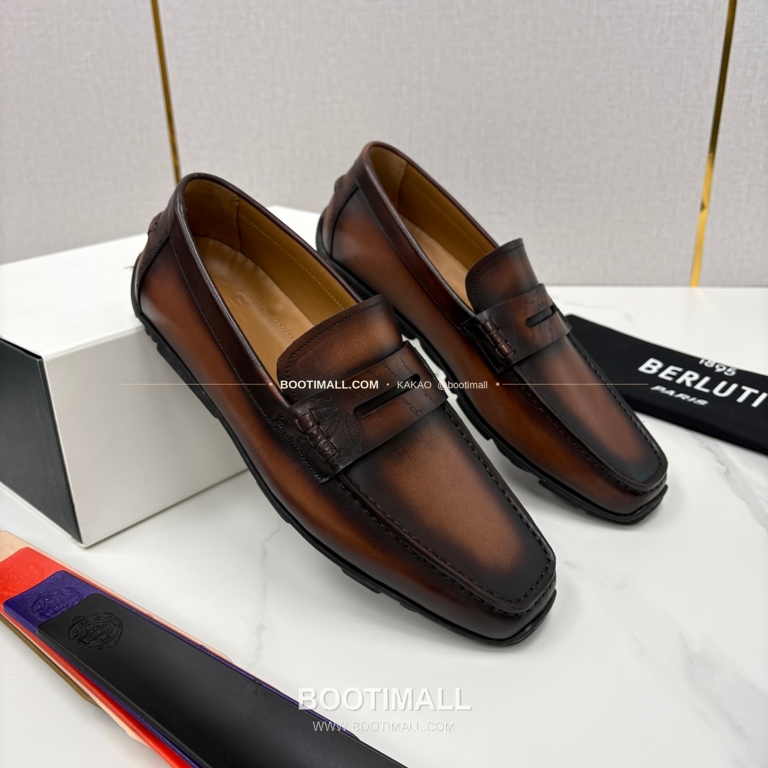 벨루티 스크리토 송아지가죽 수공염색 사투르닌 드라이빙 로퍼 Berluti Scritto Calfskin Hand Patina Saturnin Driving Loafers 2