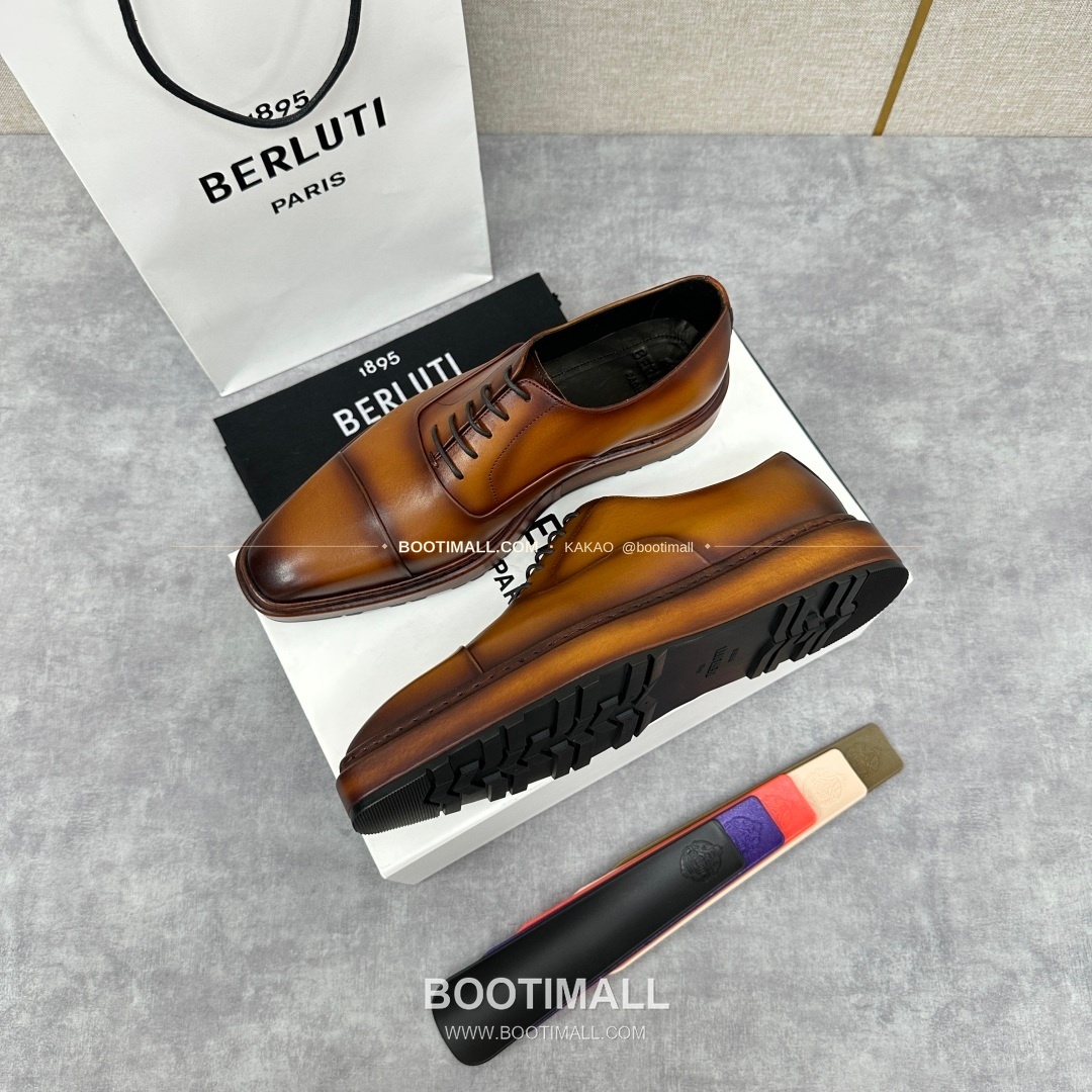 벨루티 베네치아가죽 수공염색 알토 옥스퍼드 슈즈 Berluti Venezia Leather Hand Patina Alto Oxford Shoes 3