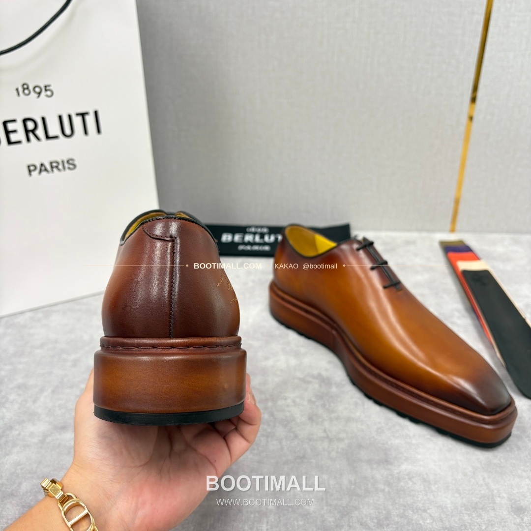 벨루티 베네치아가죽 수공염색 스크리토 알토 옥스퍼드 슈즈 Berluti Venezia Leather Hand Patina Scritto Alto Oxford Shoes 8