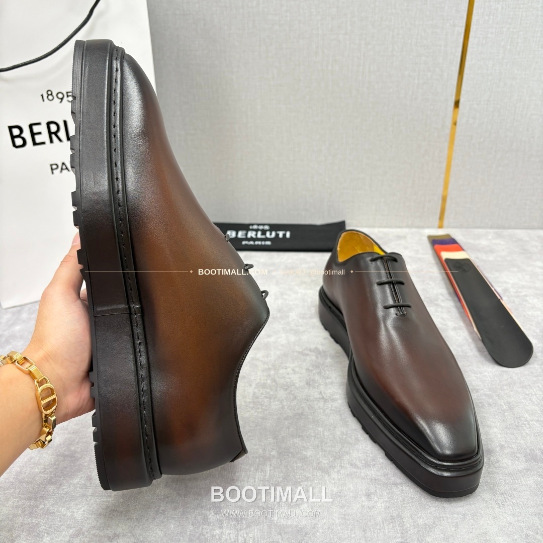 벨루티 베네치아가죽 수공염색 스크리토 알토 옥스퍼드 슈즈 Berluti Venezia Leather Hand Patina Scritto Alto Oxford Shoes 6