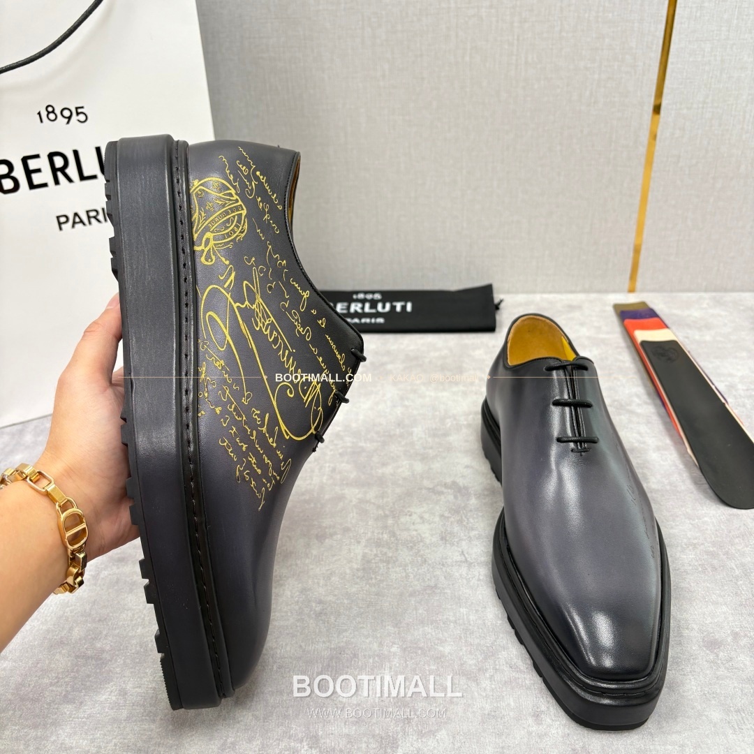 벨루티 베네치아가죽 수공염색 스크리토 알토 옥스퍼드 슈즈 Berluti Venezia Leather Hand Patina Scritto Alto Oxford Shoes 4