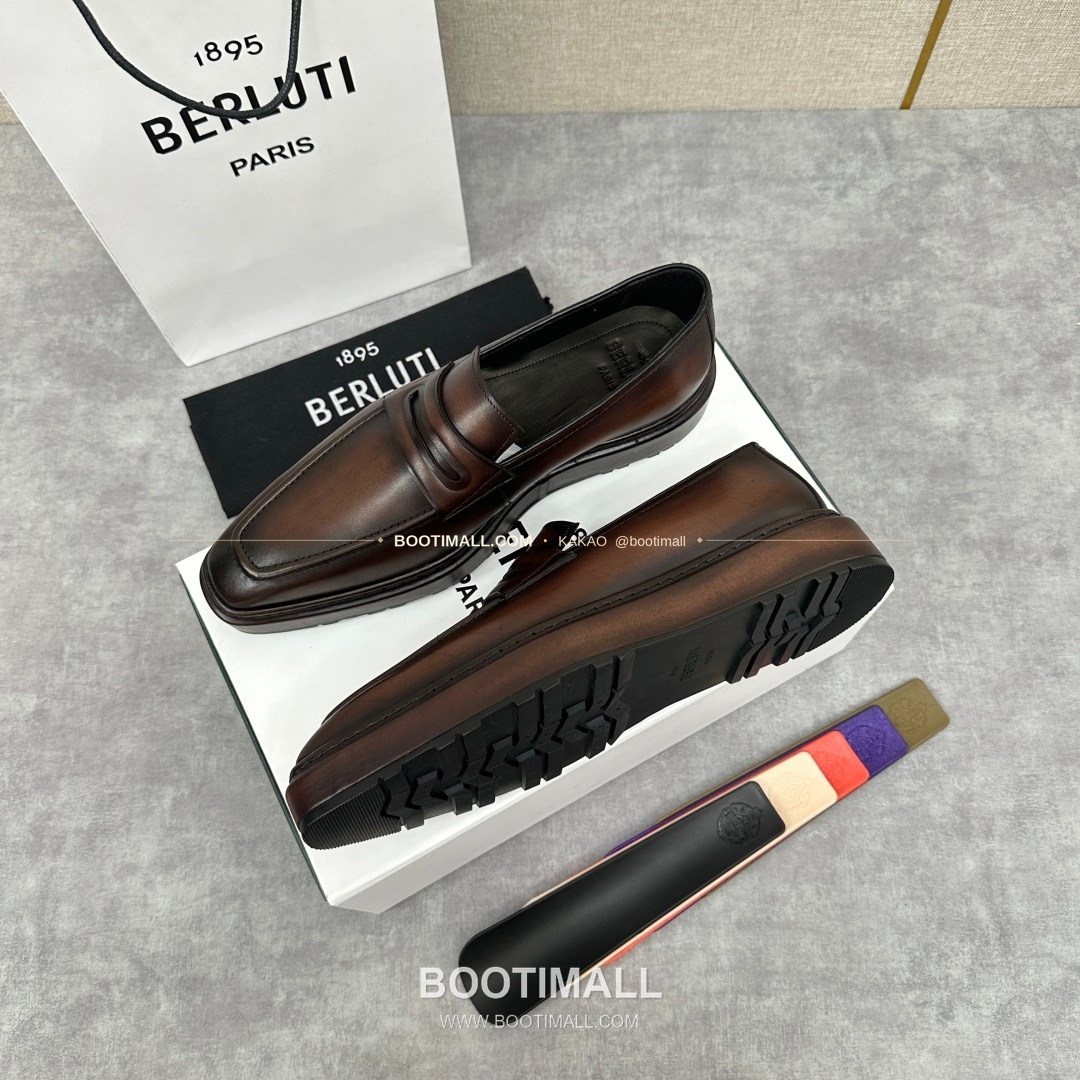 벨루티 베네치아가죽 수공염색 알토 슬립온 옥스퍼드 슈즈 Berluti Venezia Leather Hand Patina Alto Slip-On Oxford Shoes 3