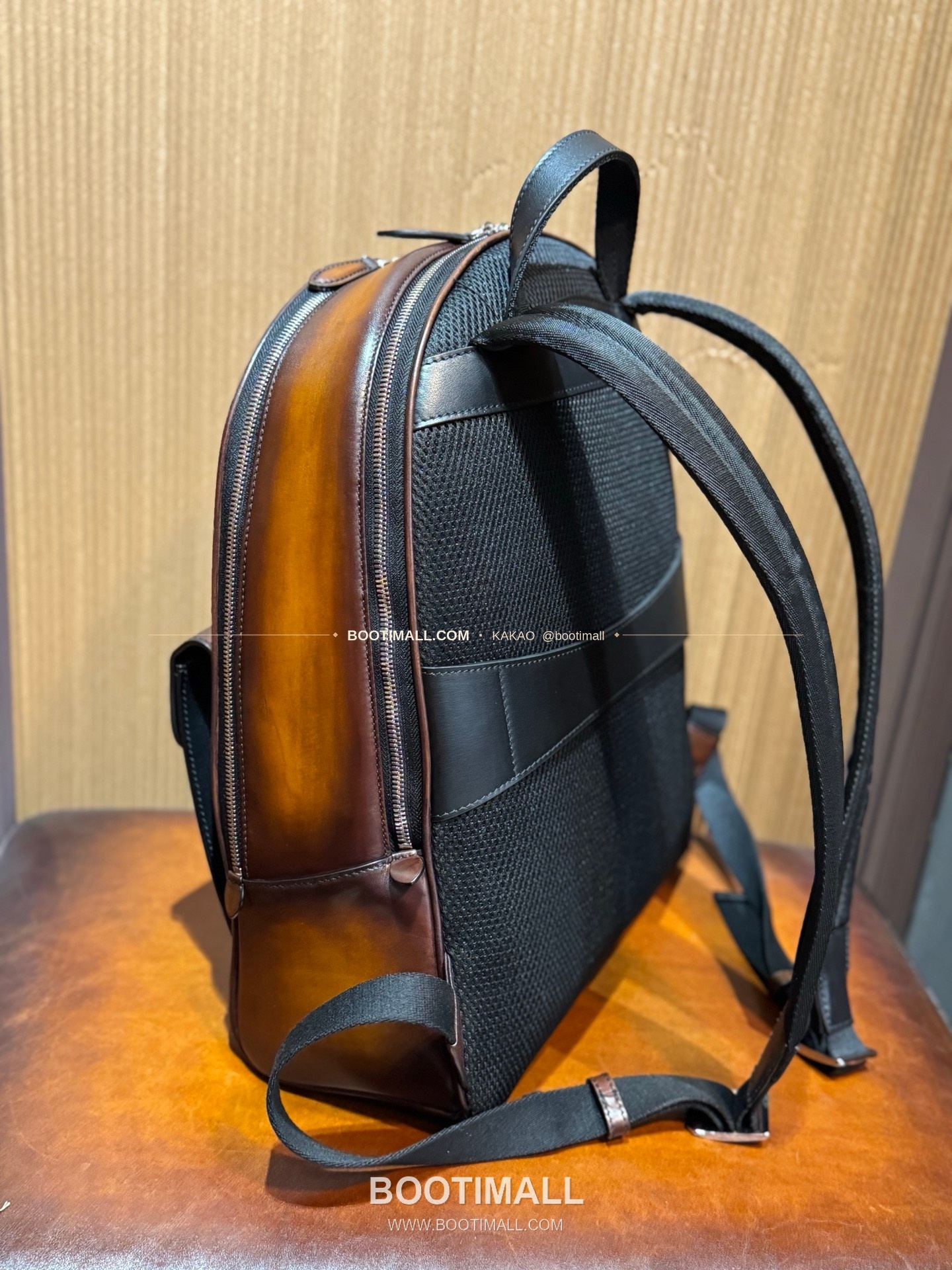 벨루티 베네치아 스크리토 파티나 레더 브라운 백팩 Berluti Venezia Scritto Patina Leather Brown Backpack 44cm 5