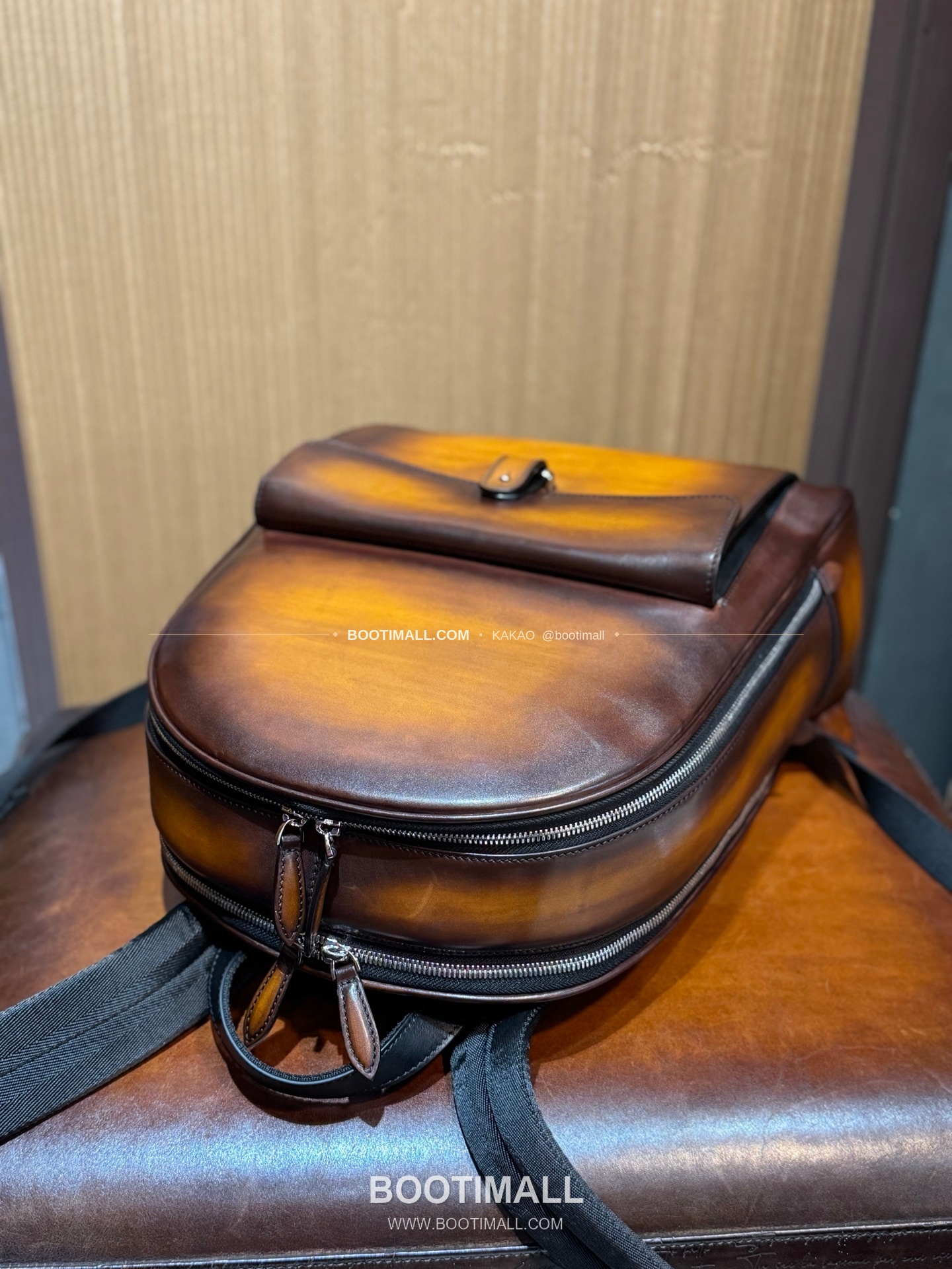 벨루티 베네치아 스크리토 파티나 레더 브라운 백팩 Berluti Venezia Scritto Patina Leather Brown Backpack 44cm 7
