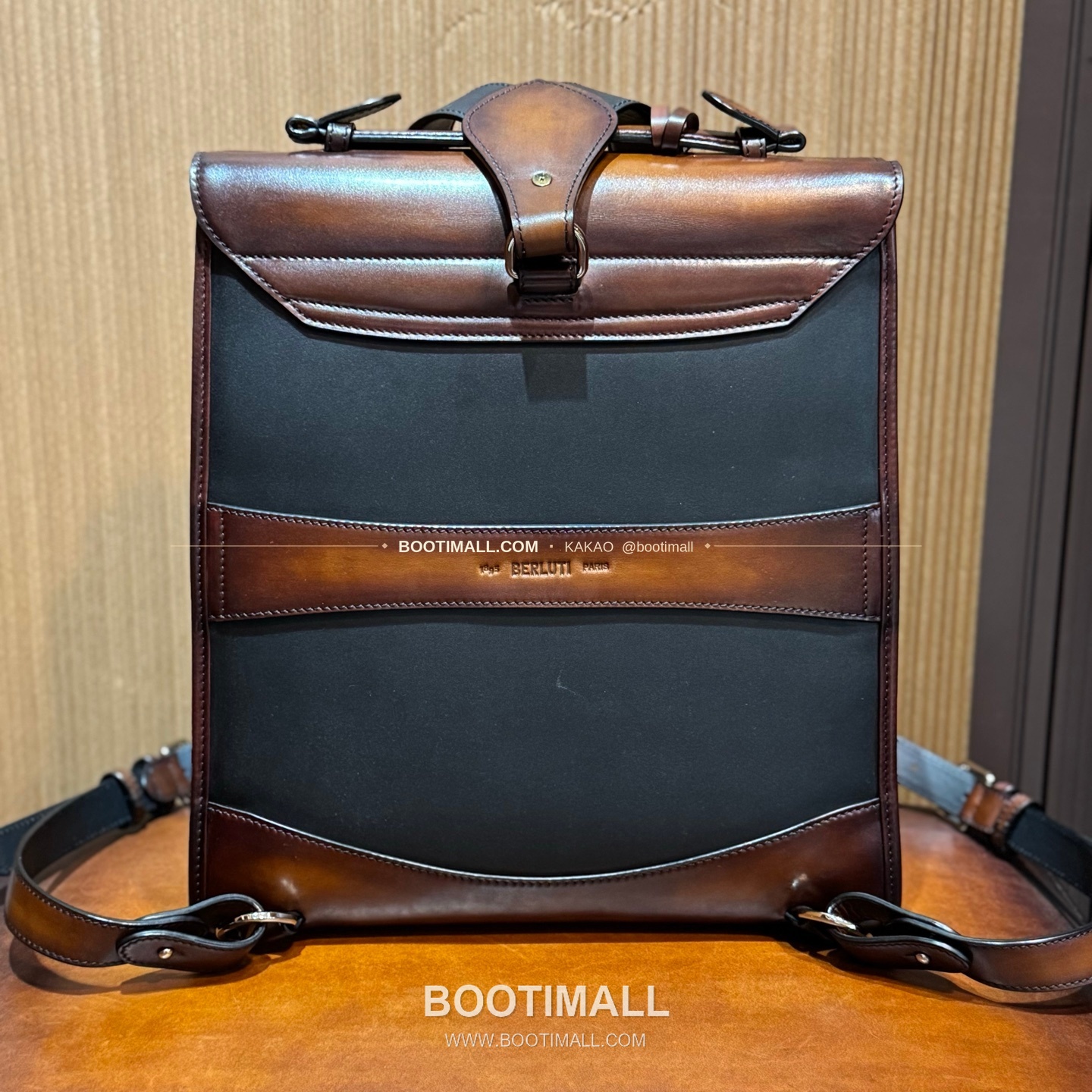 벨루티 E'Mio 파티나 레더 브라운 투웨이 백팩 Berluti E'Mio Patina Leather Brown Two Way Backpack 35cm 3