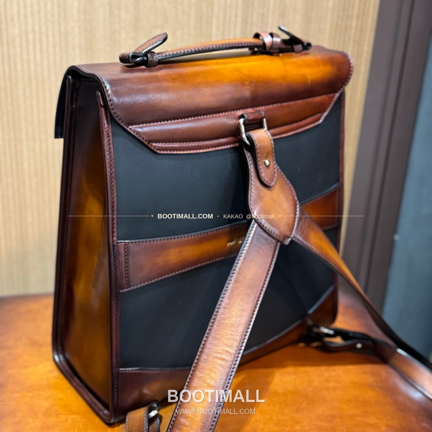 벨루티 E'Mio 파티나 레더 브라운 투웨이 백팩 Berluti E'Mio Patina Leather Brown Two Way Backpack 35cm 4