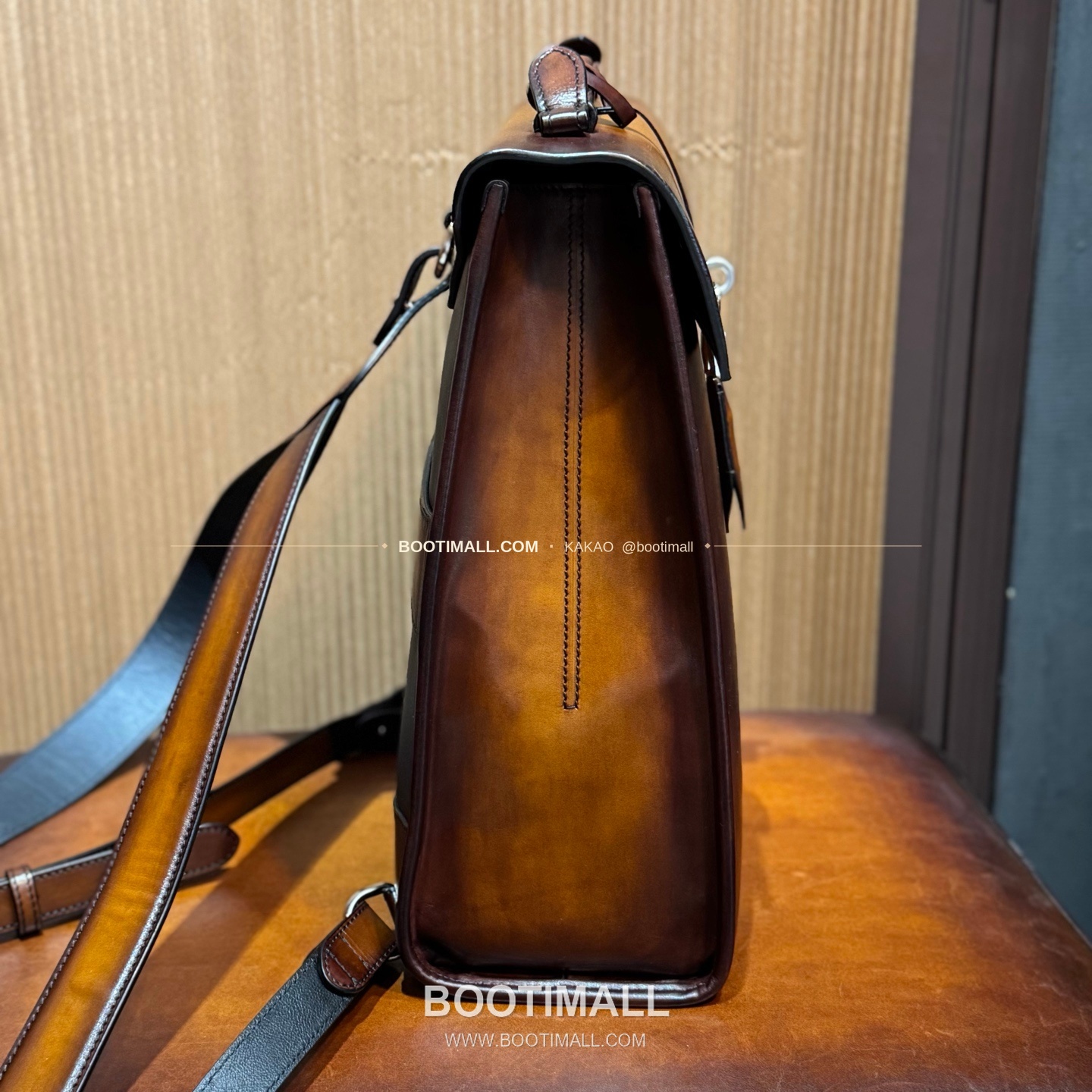 벨루티 E'Mio 파티나 레더 브라운 투웨이 백팩 Berluti E'Mio Patina Leather Brown Two Way Backpack 35cm 5