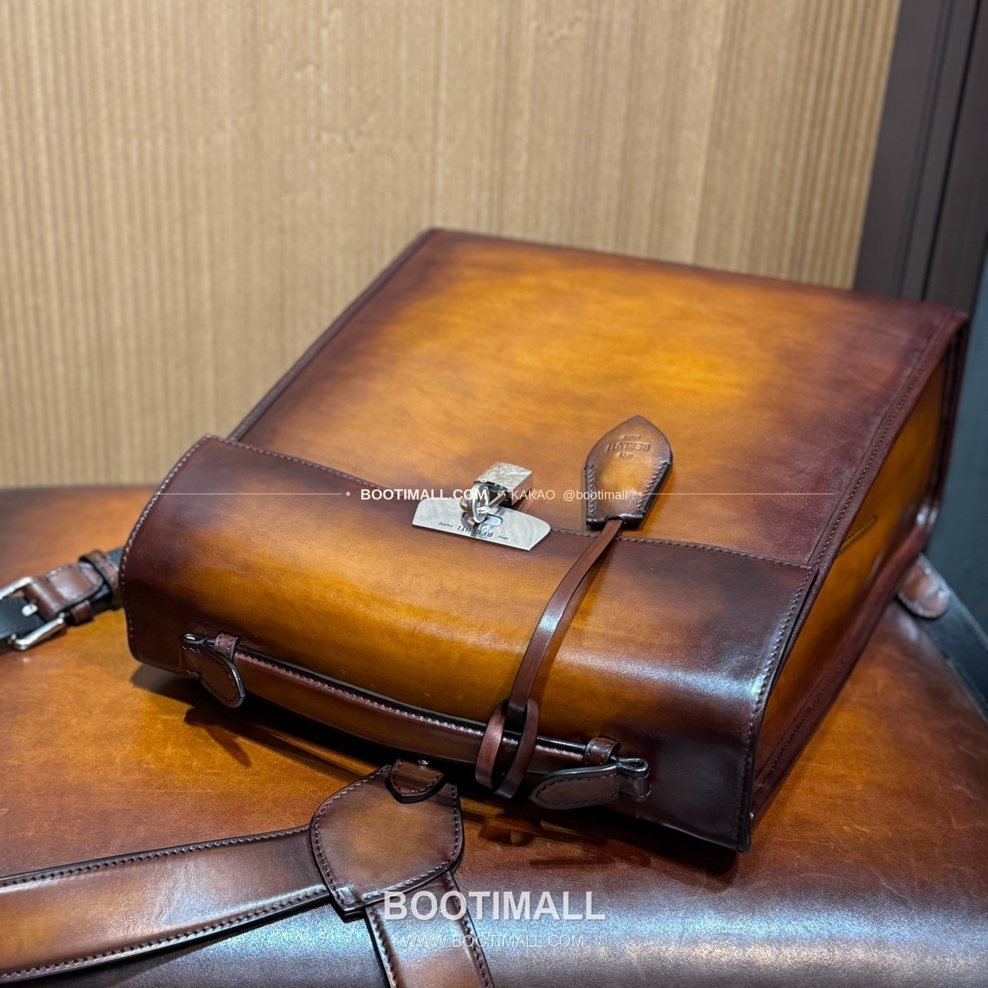 벨루티 E'Mio 파티나 레더 브라운 투웨이 백팩 Berluti E'Mio Patina Leather Brown Two Way Backpack 35cm 7