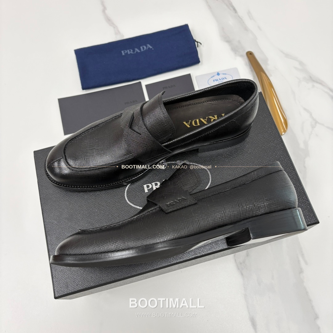 프라다 사피아노 송아지가죽 로고 로퍼 Prada Saffiano Calfskin Logo Loafers 3