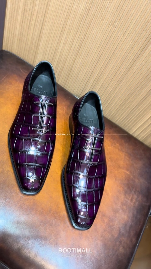 프라다 나일악어가죽 블랙 수제 로퍼 Prada Nile Crocodile Leather Black Loafers 11
