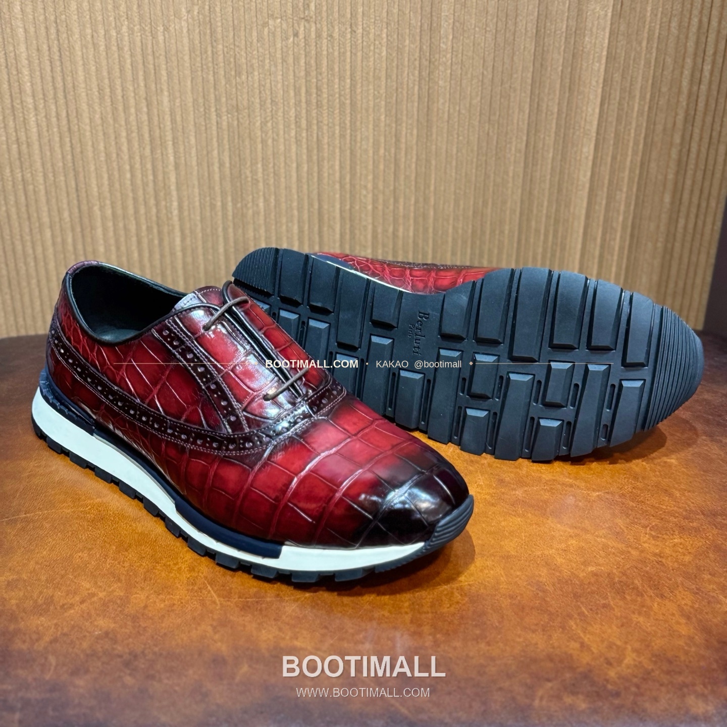 벨루티 악어가죽 파티나 블랙 스니커즈 Berluti Crocodile Leather Patina Black Sneakers 5