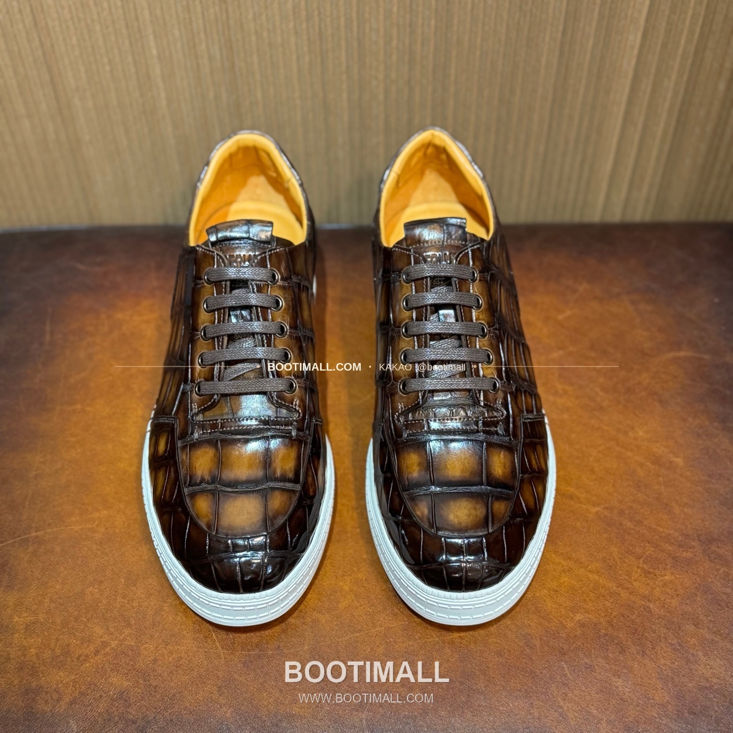 벨루티 악어가죽 파티나 블랙 캐주얼 스니커즈 Berluti Crocodile Leather Patina Black Casual Sneakers 2