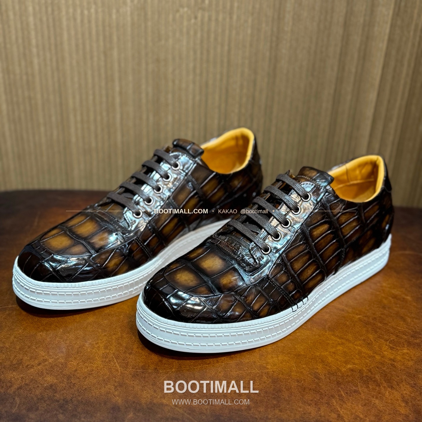 벨루티 악어가죽 파티나 블랙 캐주얼 스니커즈 Berluti Crocodile Leather Patina Black Casual Sneakers 3