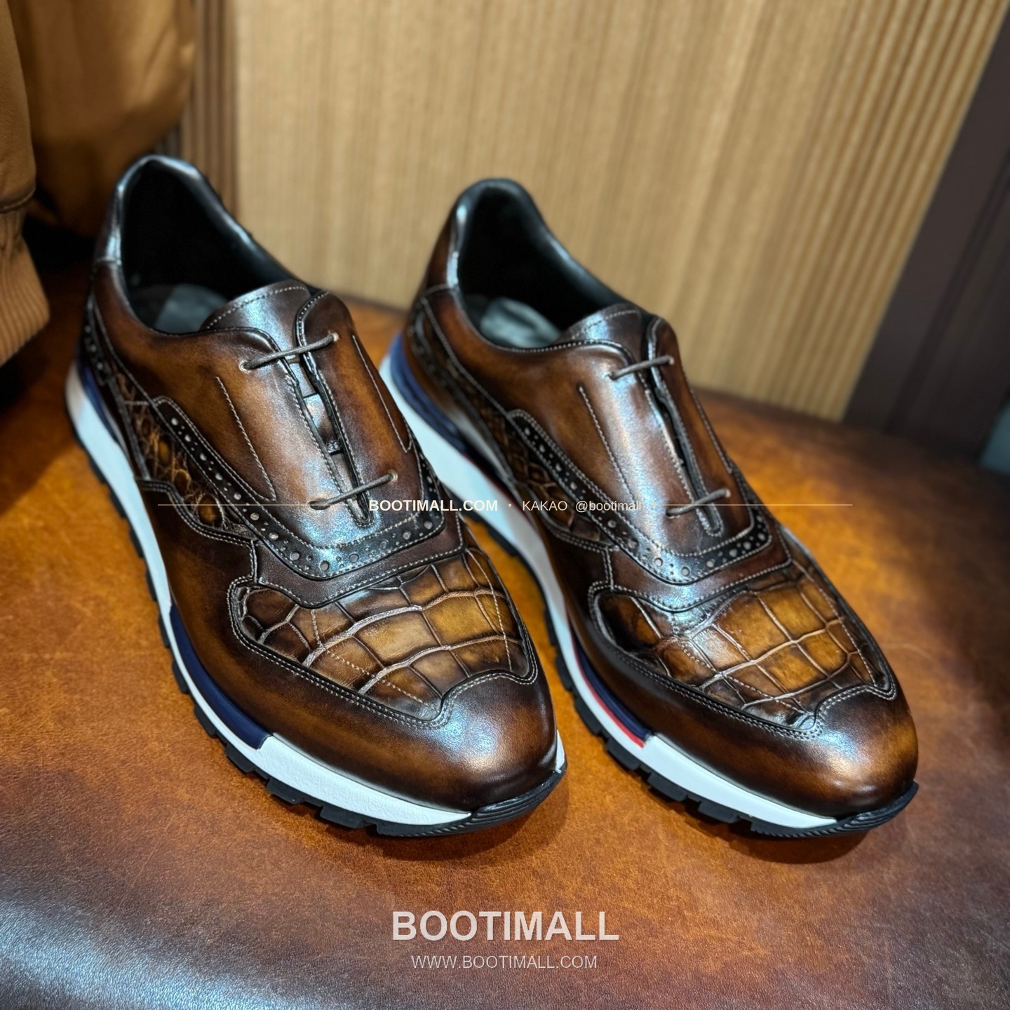 벨루티 소가죽 악어가죽 파티나 스니커즈 Berluti Calfskin Crocodile Leather Patina Black Sneakers 1