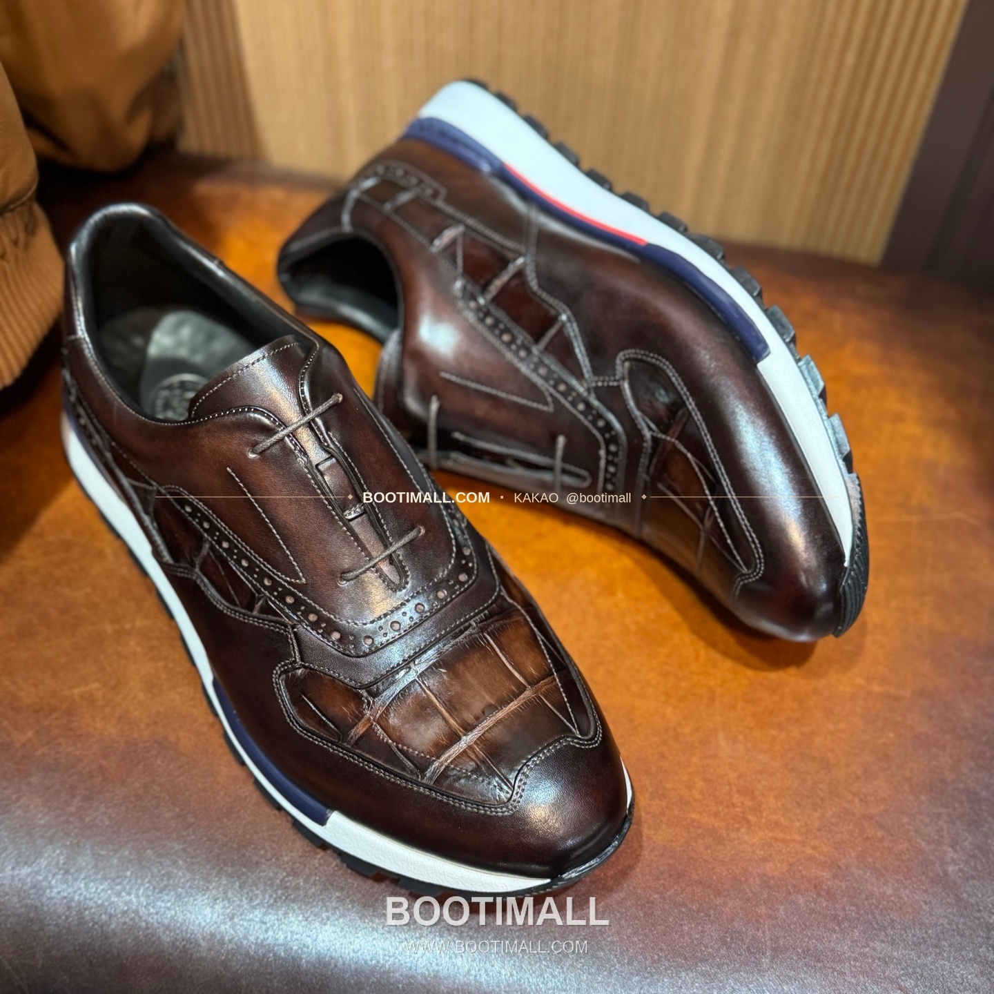 벨루티 소가죽 악어가죽 파티나 스니커즈 Berluti Calfskin Crocodile Leather Patina Black Sneakers 4