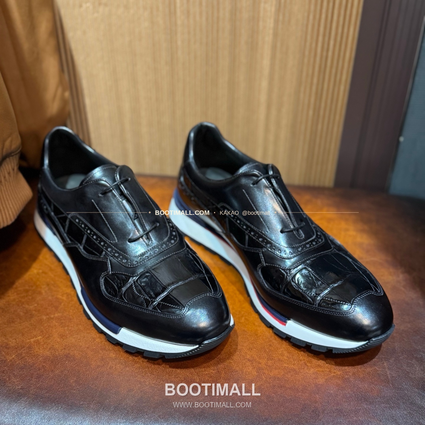 벨루티 소가죽 악어가죽 파티나 스니커즈 Berluti Calfskin Crocodile Leather Patina Black Sneakers 1