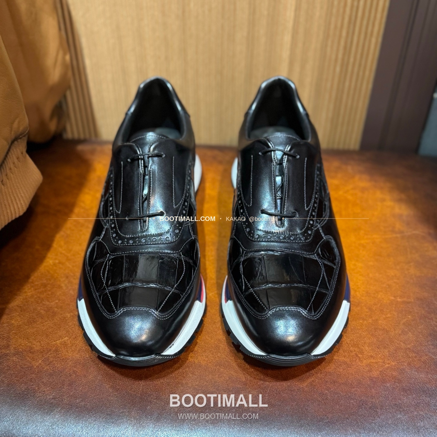 벨루티 소가죽 악어가죽 파티나 스니커즈 Berluti Calfskin Crocodile Leather Patina Black Sneakers 2