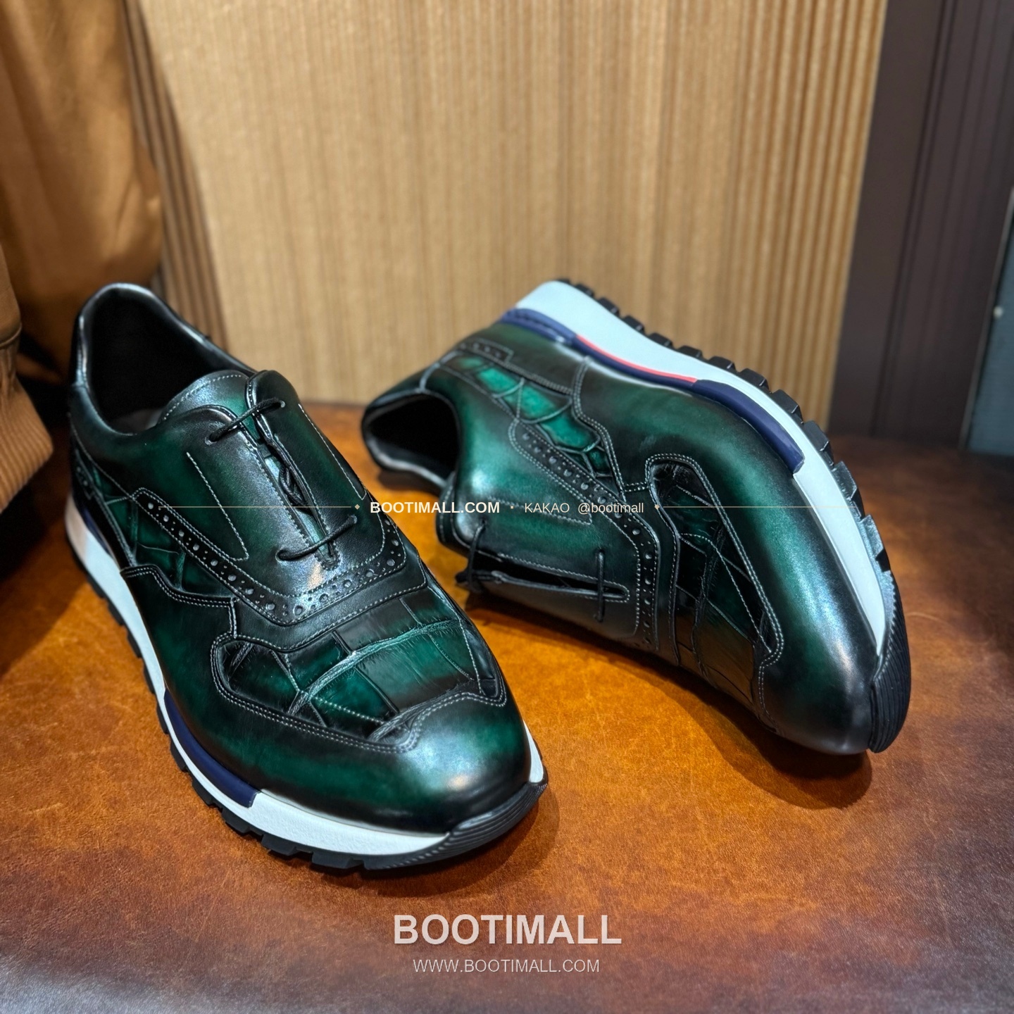 벨루티 소가죽 악어가죽 파티나 스니커즈 Berluti Calfskin Crocodile Leather Patina Black Sneakers 2